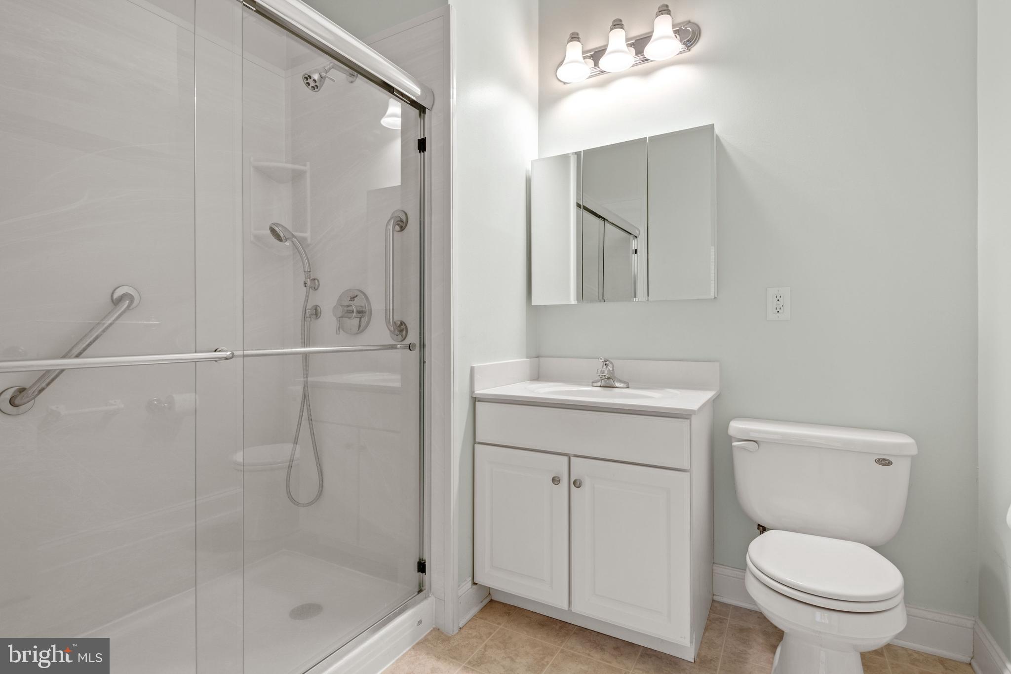 REGENTS' GLEN/GREENLEIGH - Land