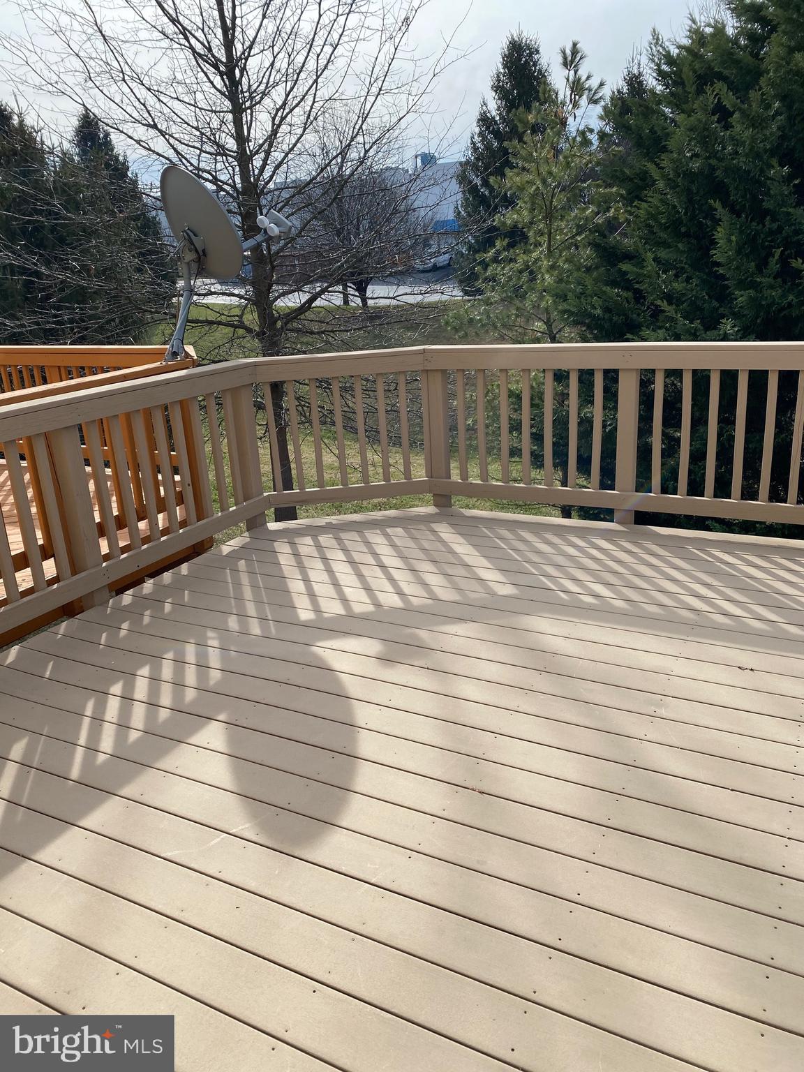 MILESTONE TOWNHOUSES - Residential Lease