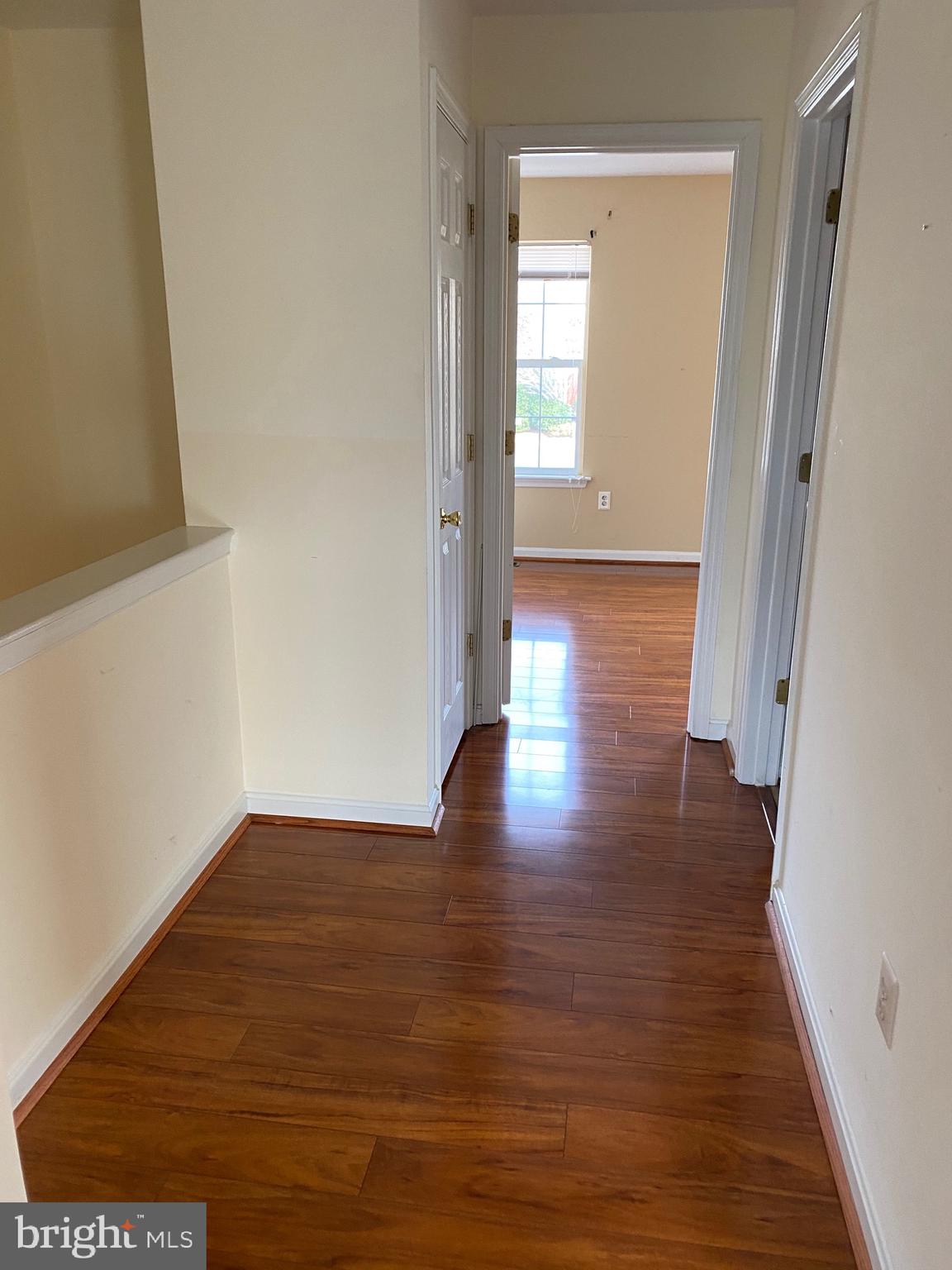 MILESTONE TOWNHOUSES - Residential Lease