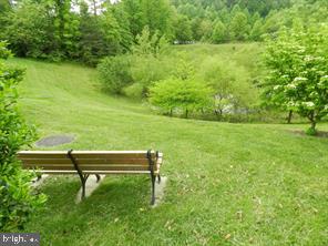 LAKELAND RIDGE - Residential