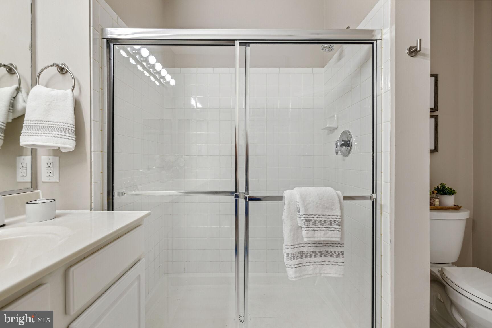 LAKELAND RIDGE - Residential