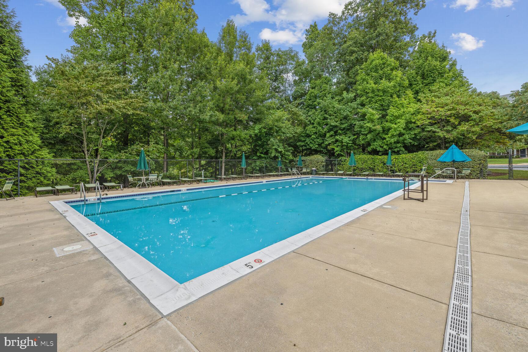 LAKELAND RIDGE - Residential