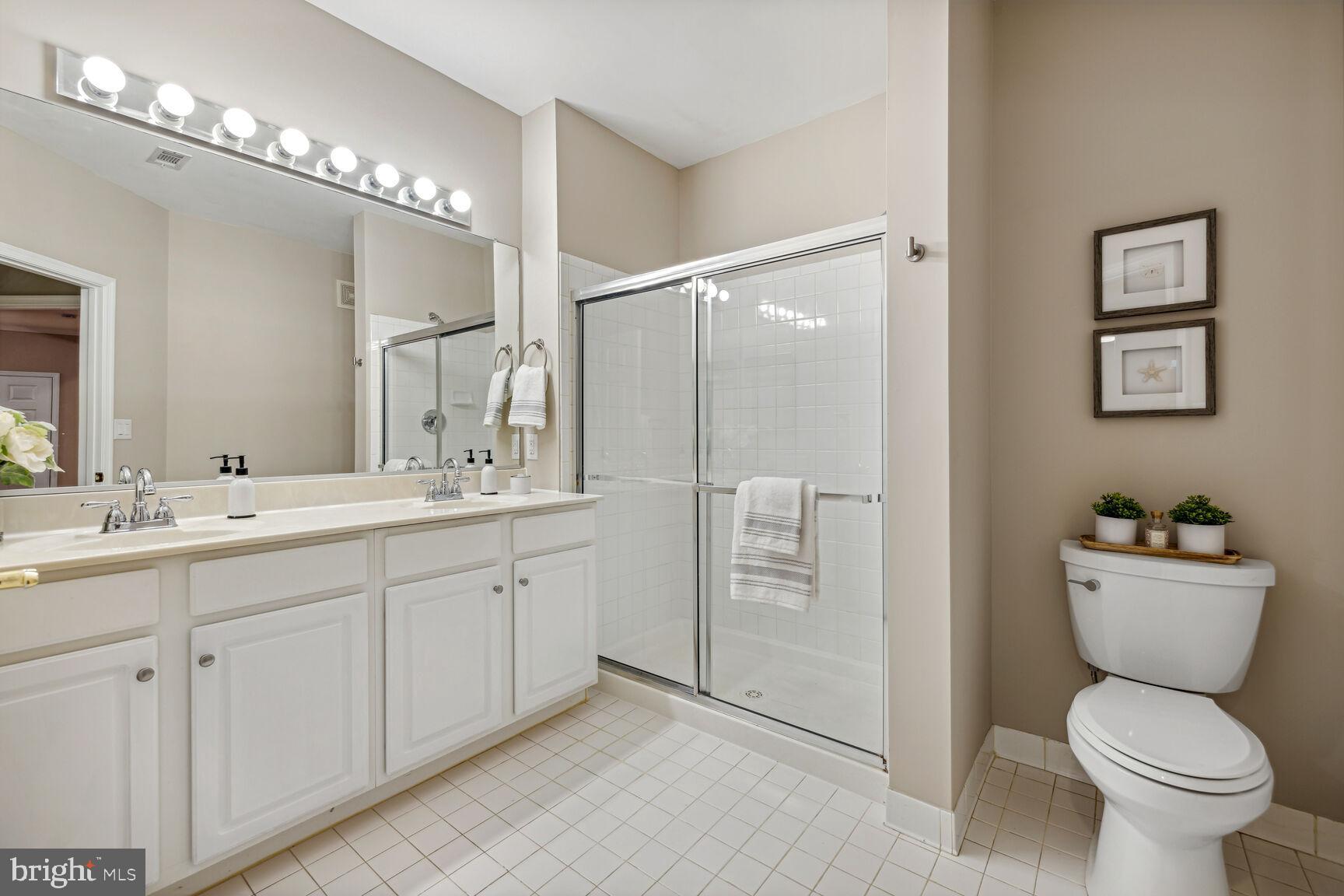 LAKELAND RIDGE - Residential