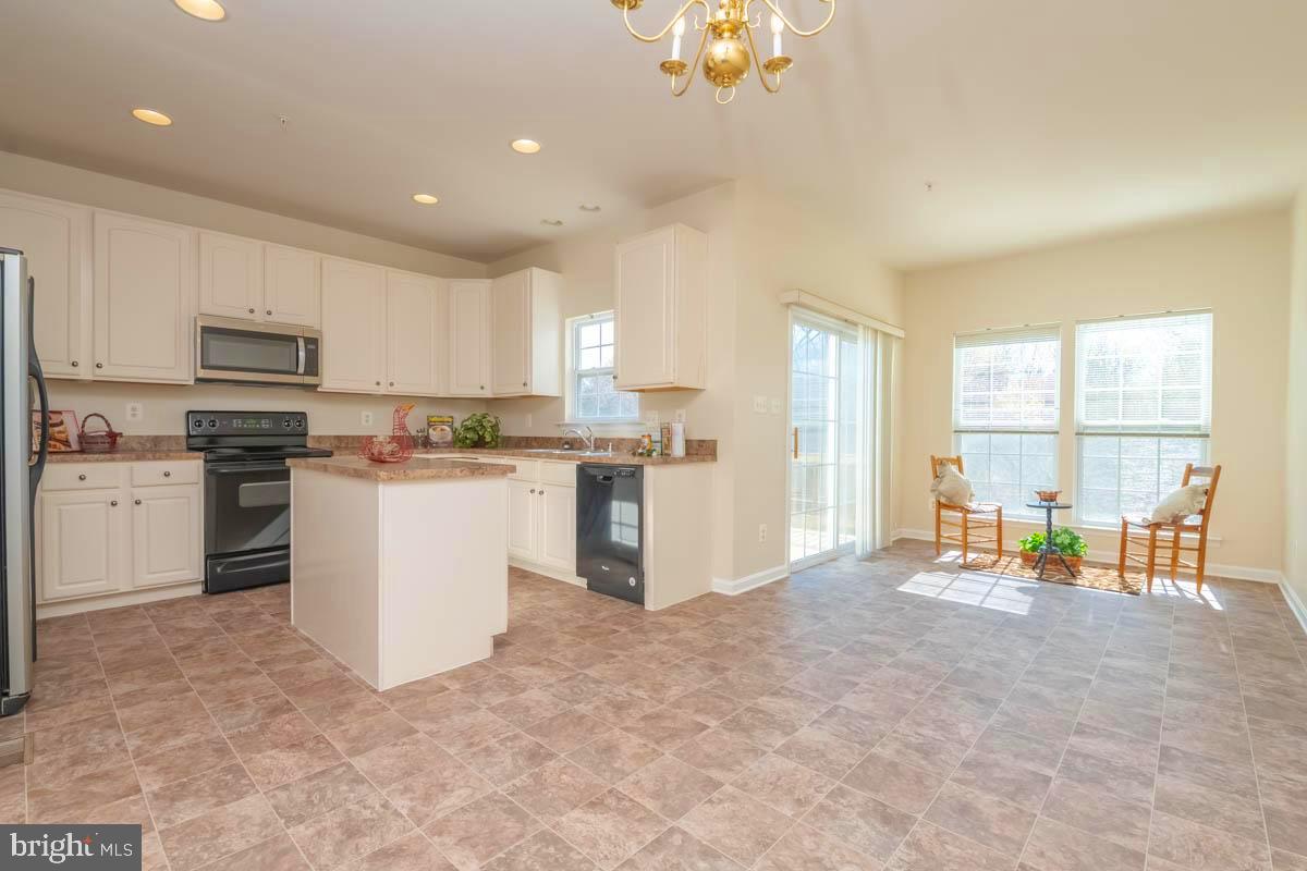 ASHBY PLACE II - Residential