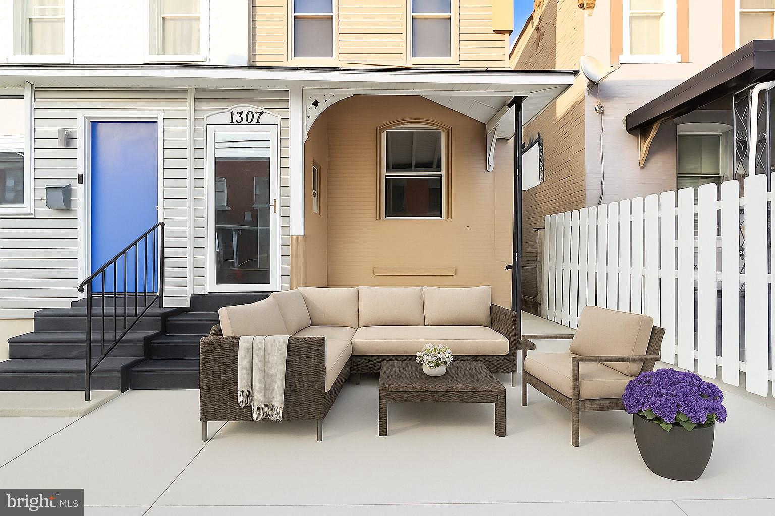 SQUIRREL HILL - Residential