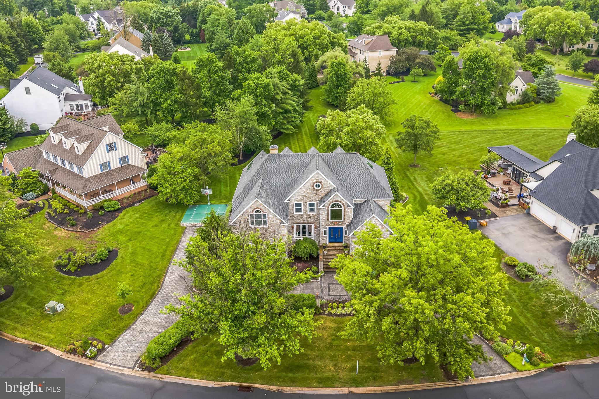 170 BROCHANT CIRCLE