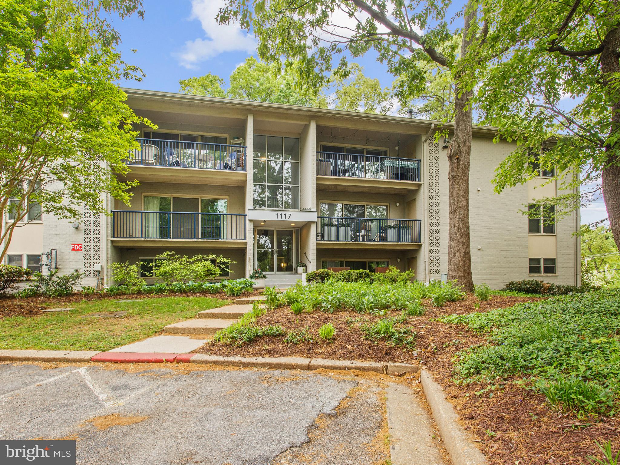 SPA CREEK CONDOMINIUMS - Residential