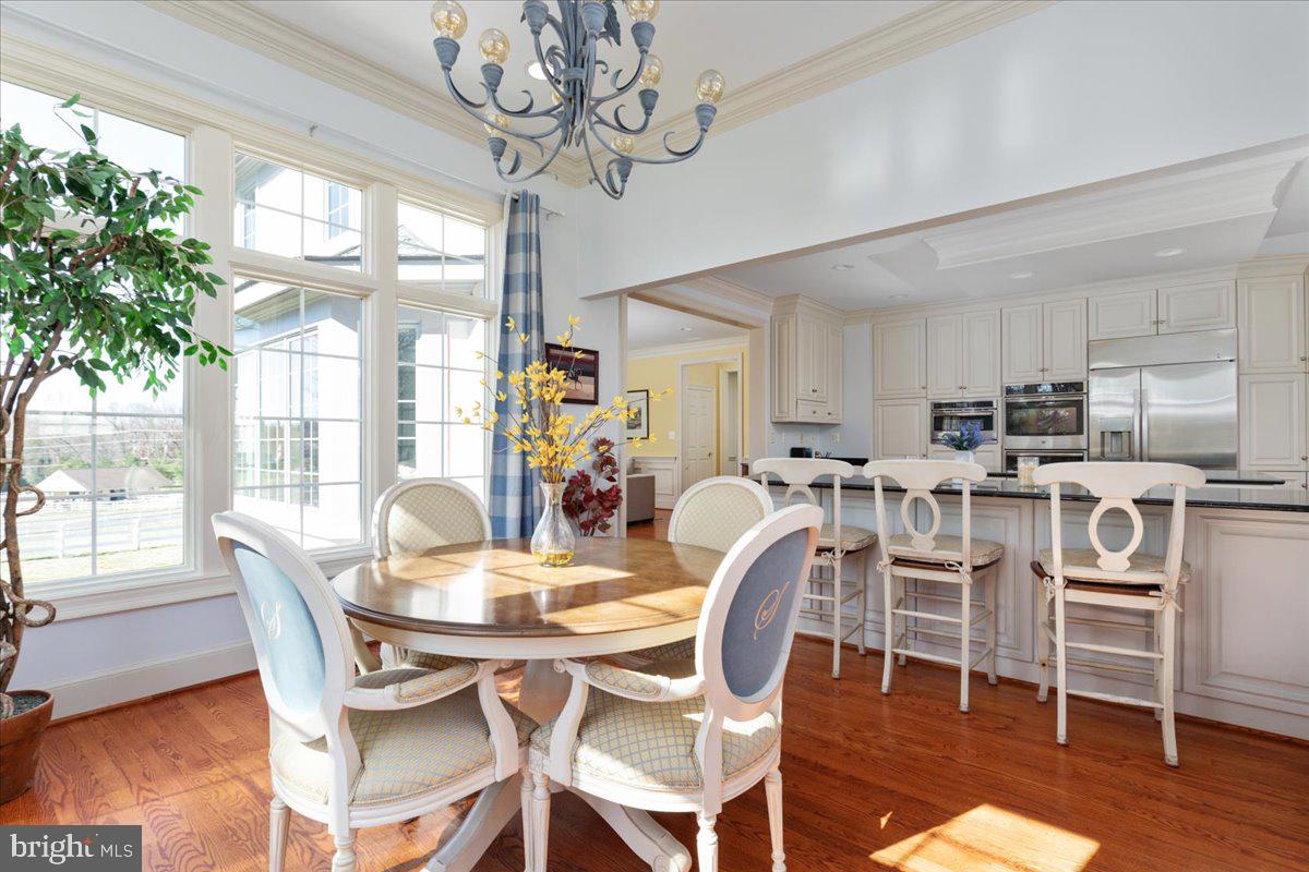 NEAR CLIFTON - Residential