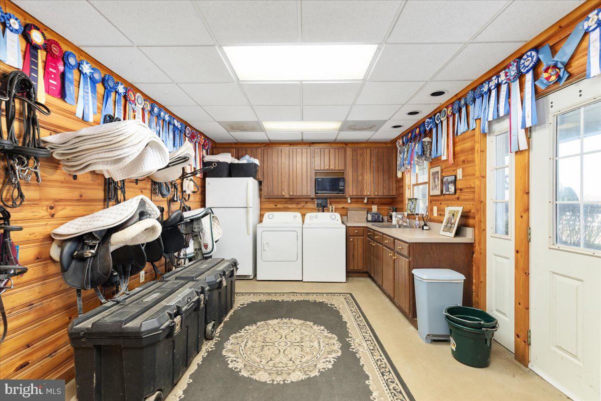 NEAR CLIFTON - Residential