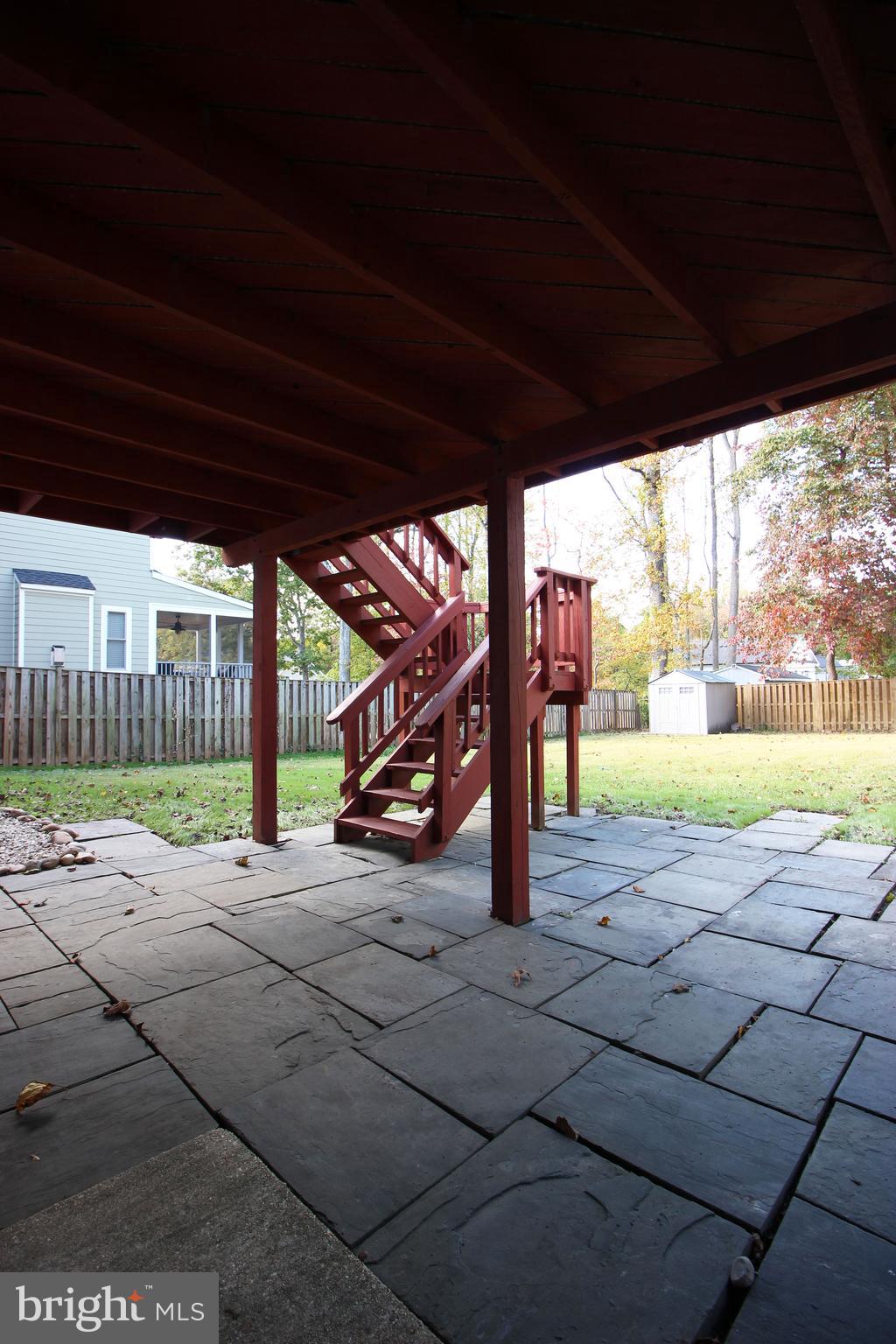 VIENNA WOODS - Residential Lease