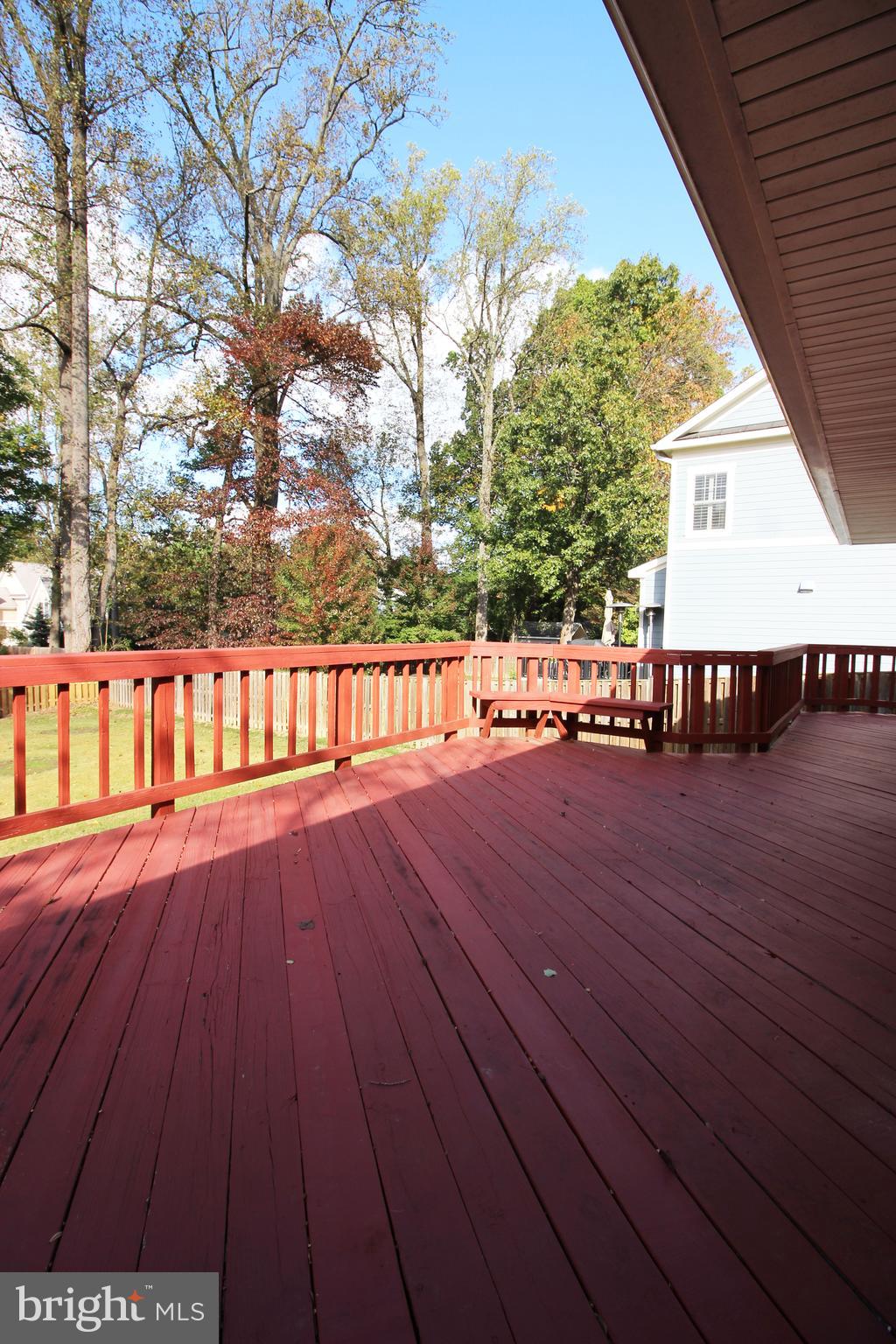 VIENNA WOODS - Residential Lease