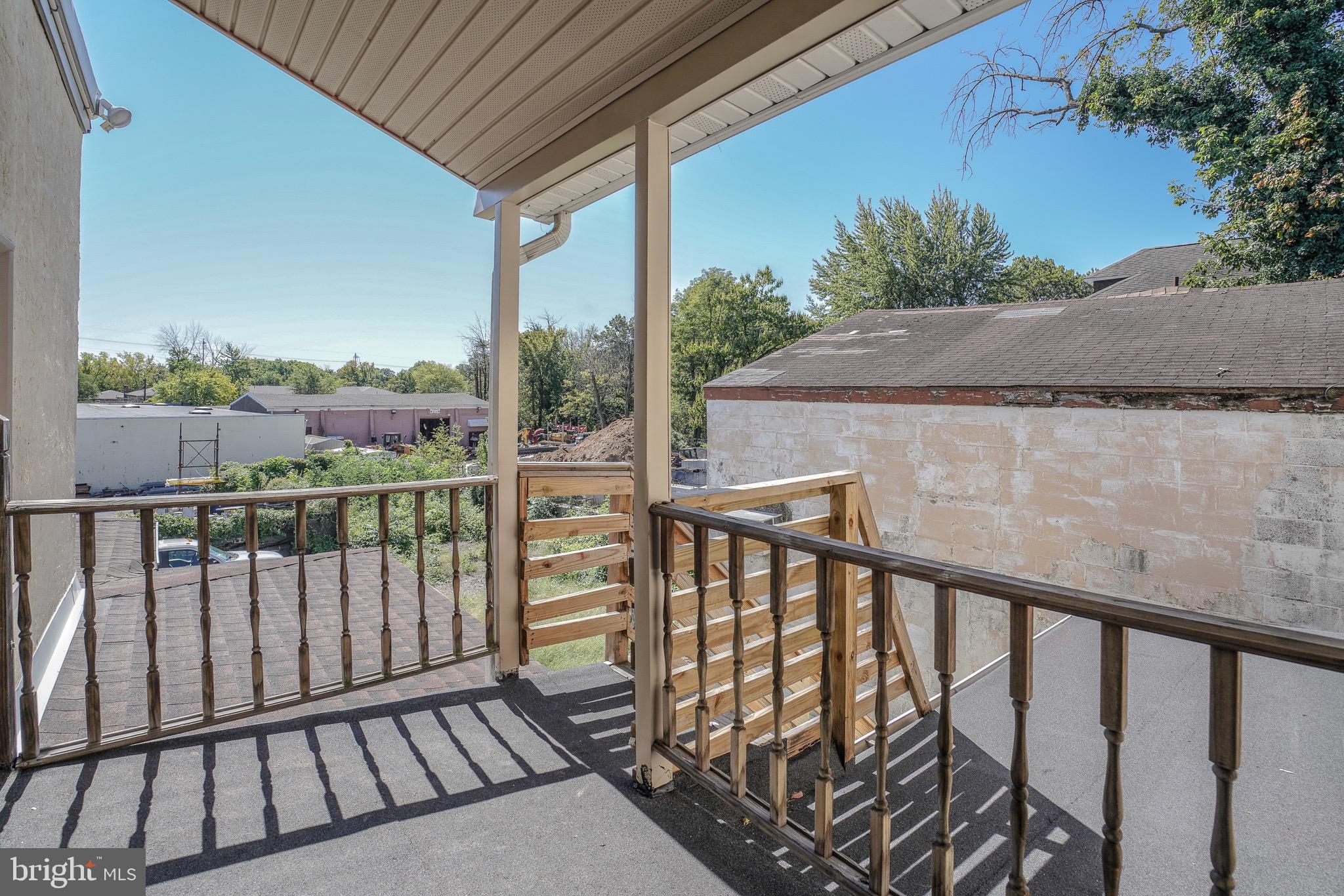 ANDALUSIA - Residential Lease