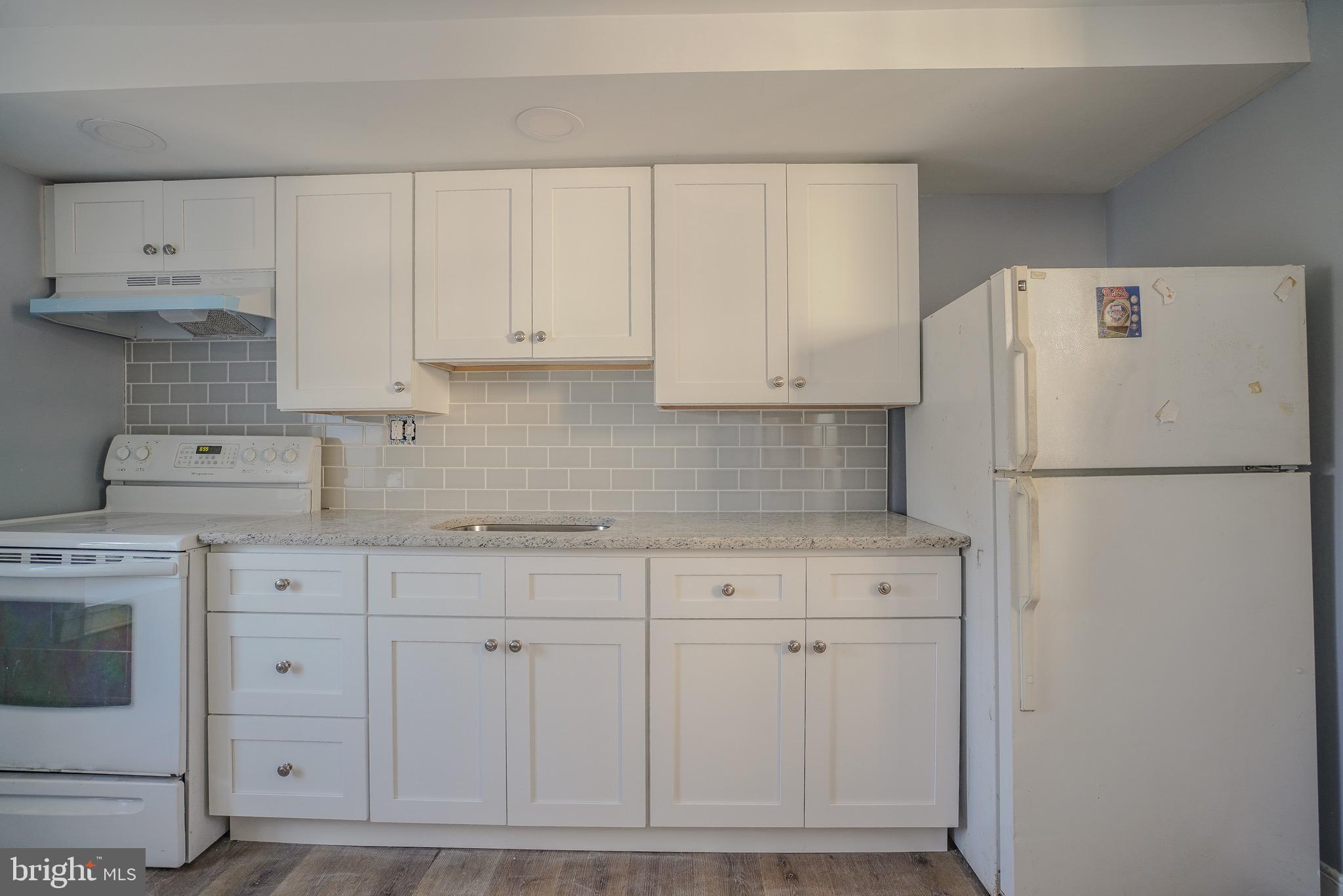 ANDALUSIA - Residential Lease