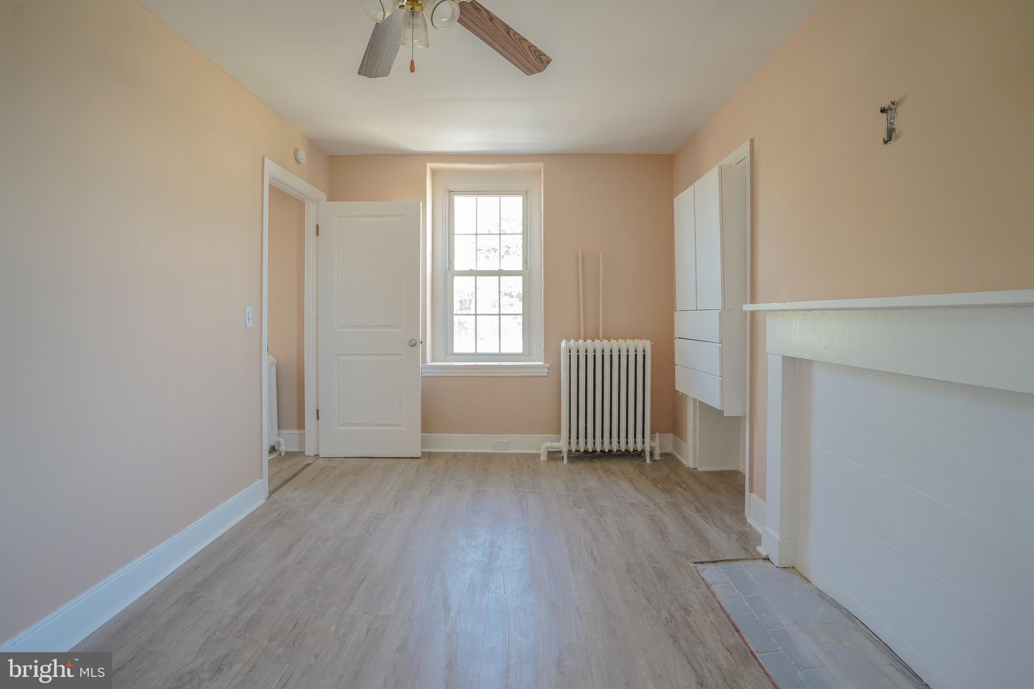 ANDALUSIA - Residential Lease