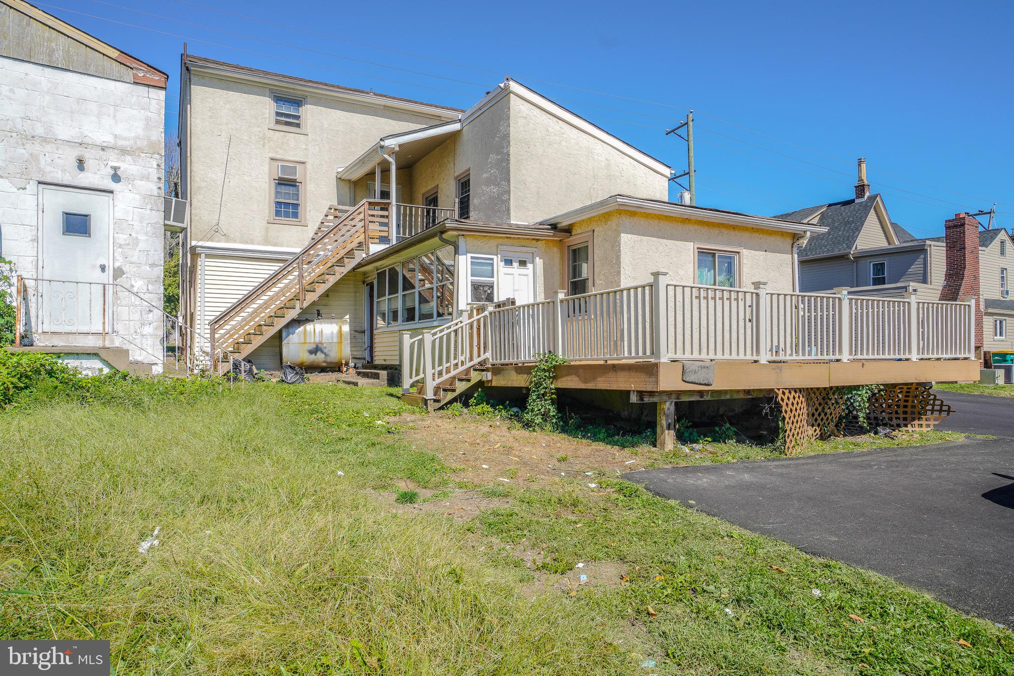 ANDALUSIA - Residential Lease