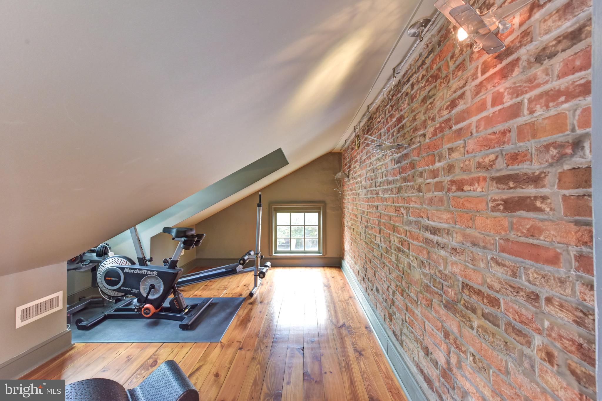 OLD TOWN - Residential