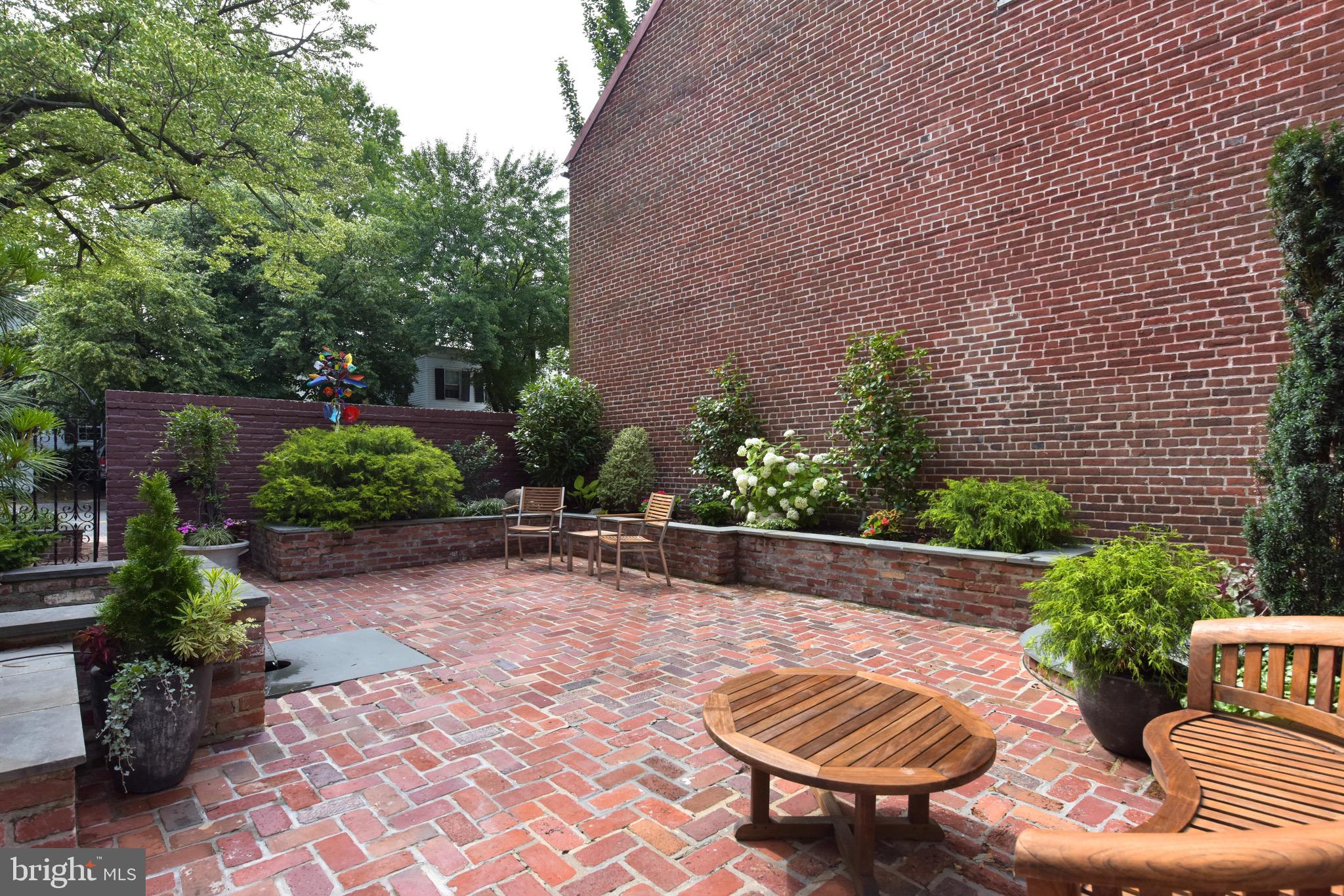 OLD TOWN - Residential