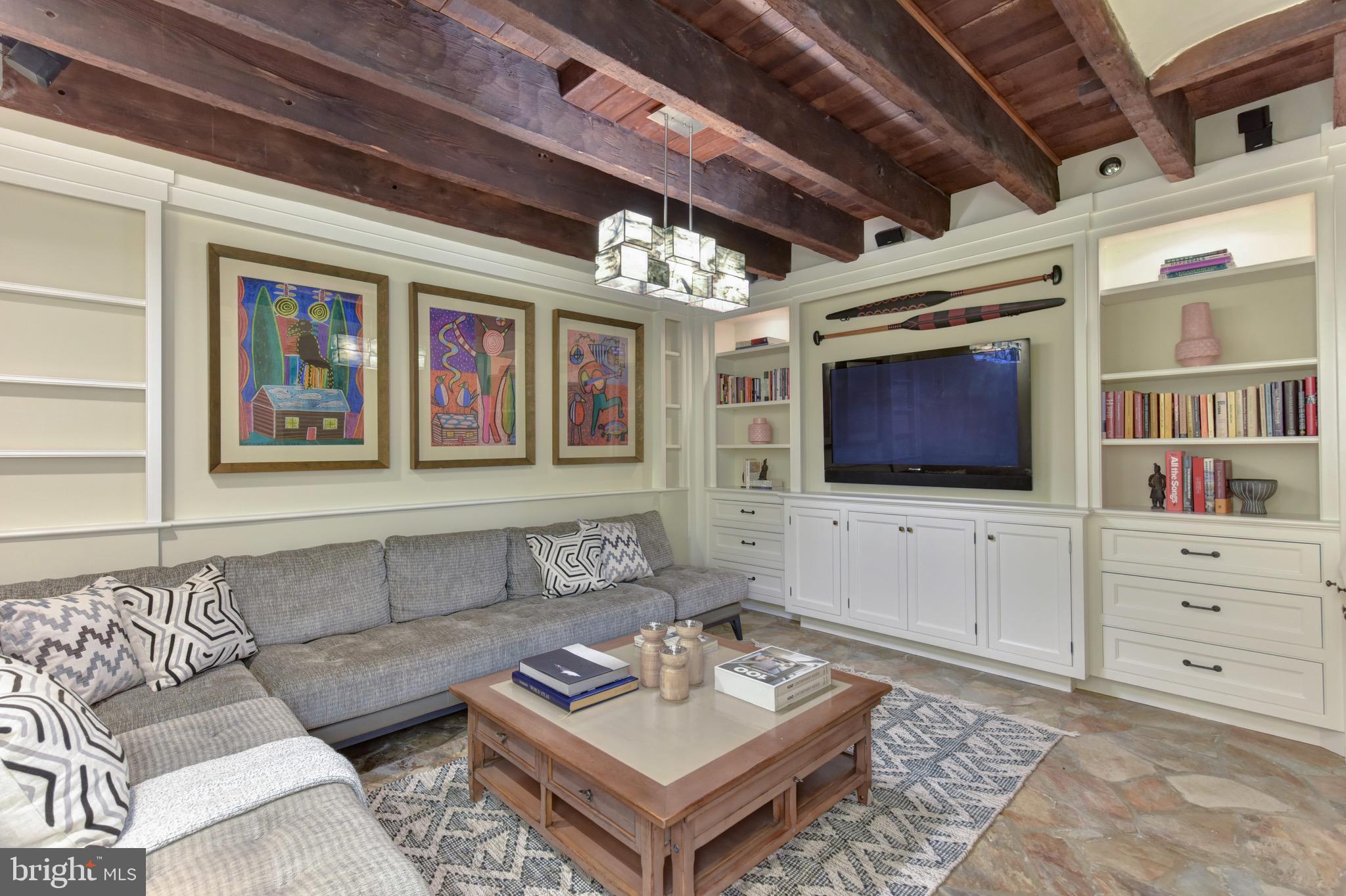 OLD TOWN - Residential