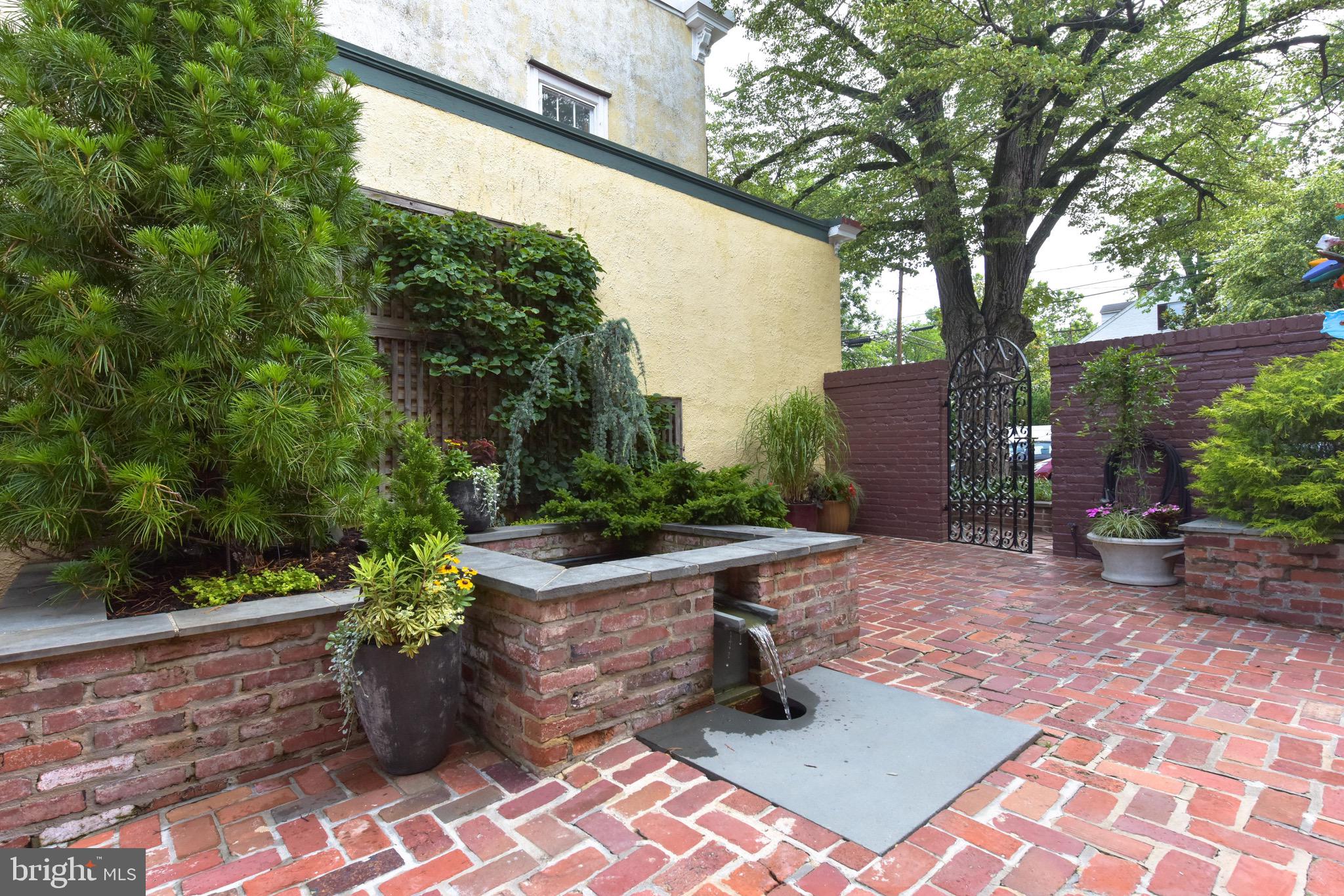 OLD TOWN - Residential