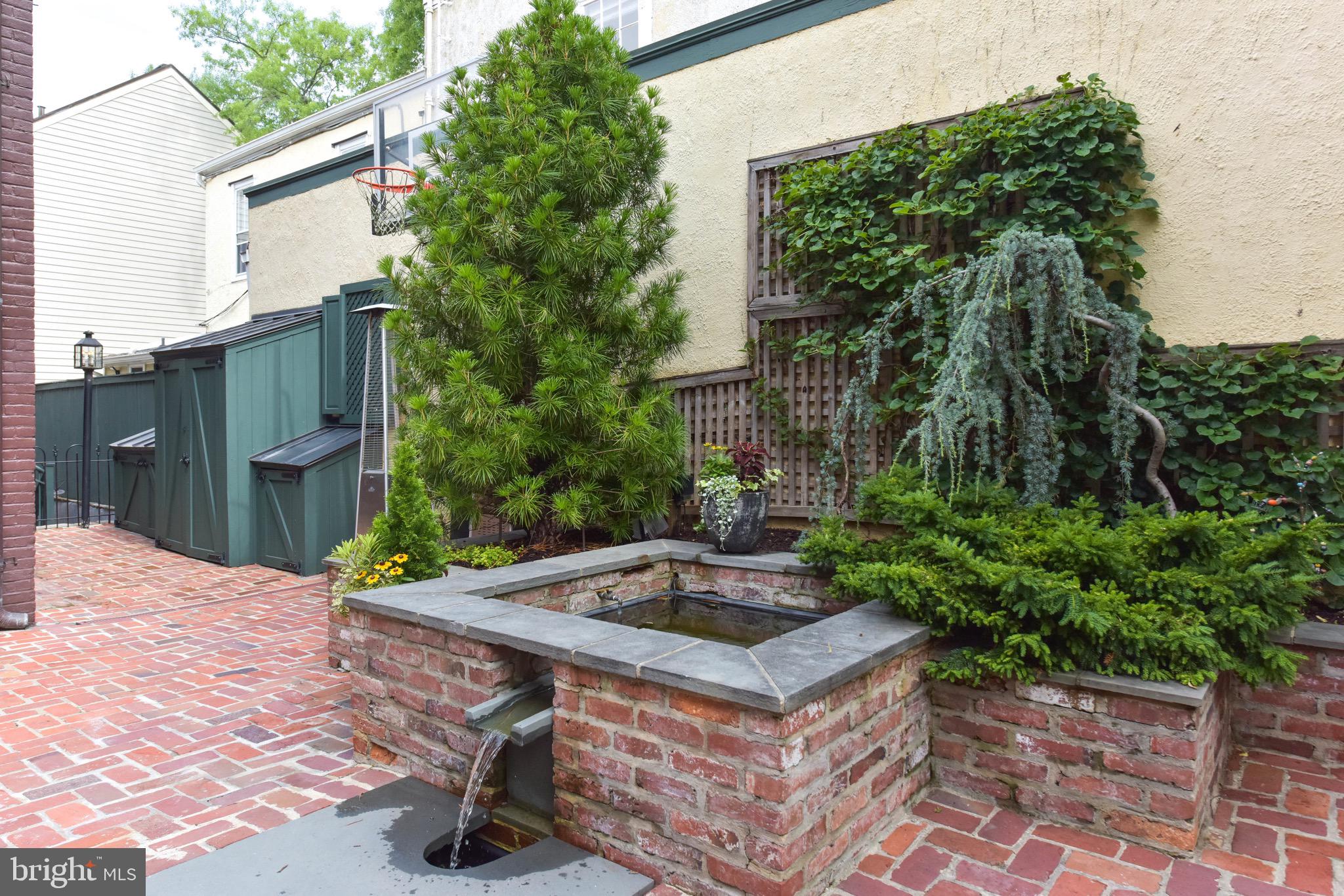 OLD TOWN - Residential