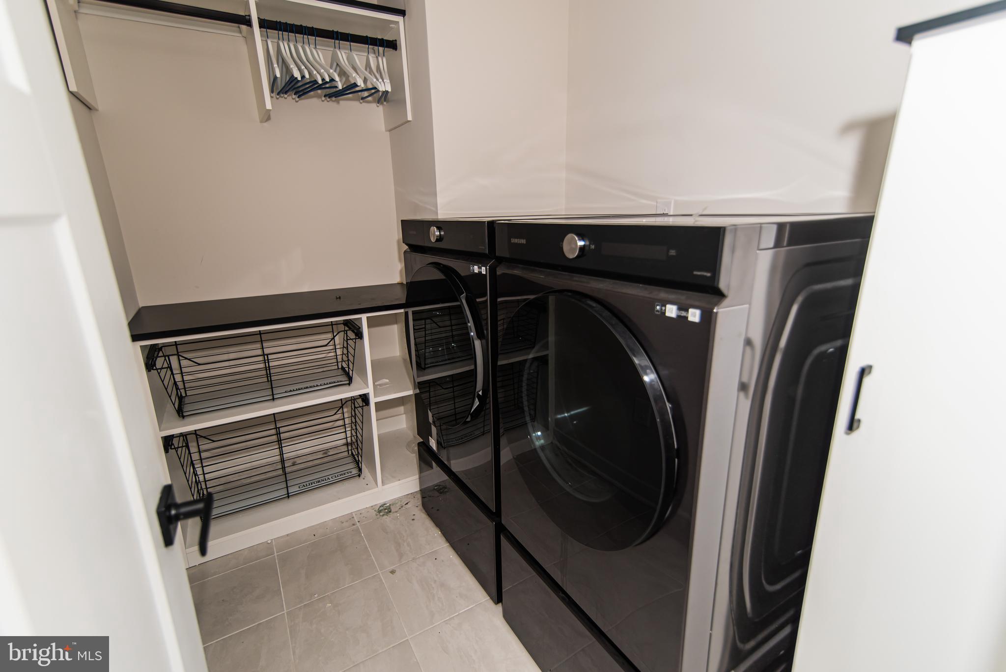 ASHBOURNE MEADOWS - Residential