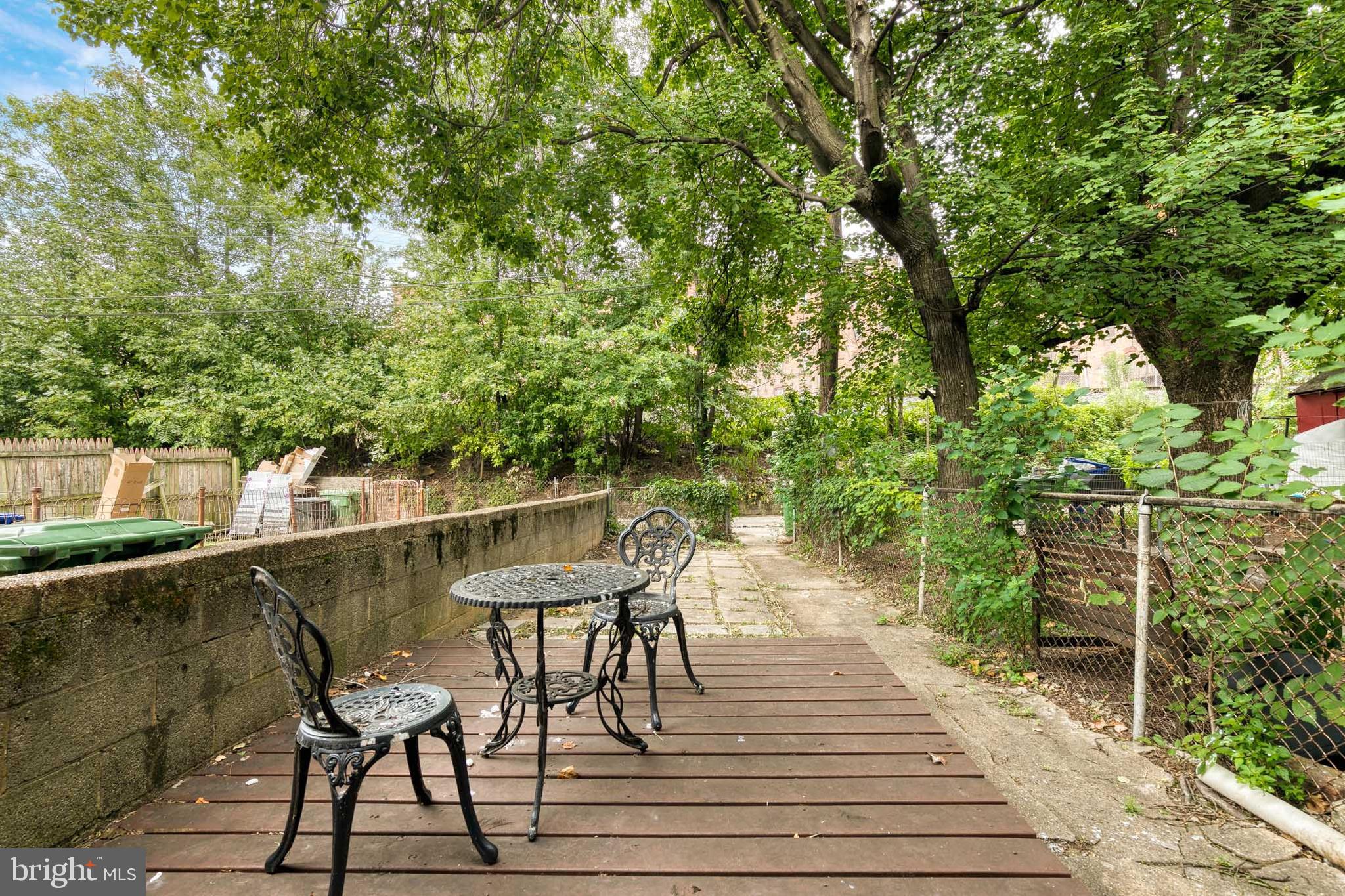 GREEKTOWN - Residential