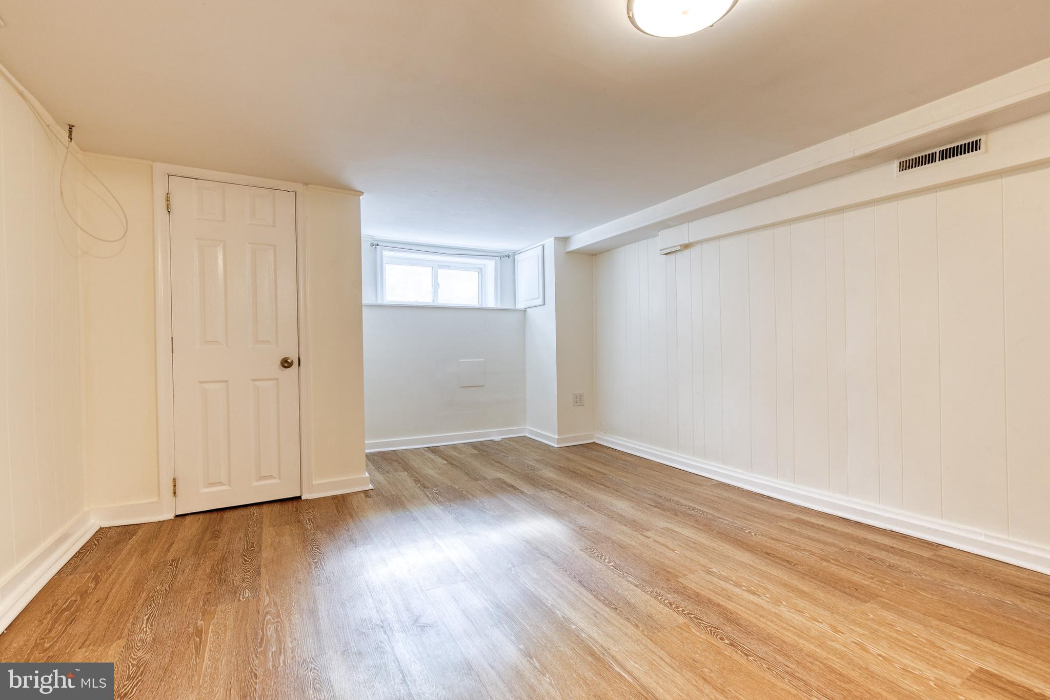 GREEKTOWN - Residential