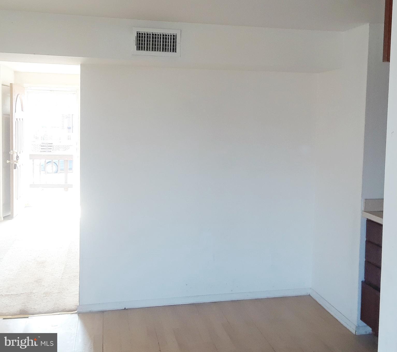 LAKELAND - Residential