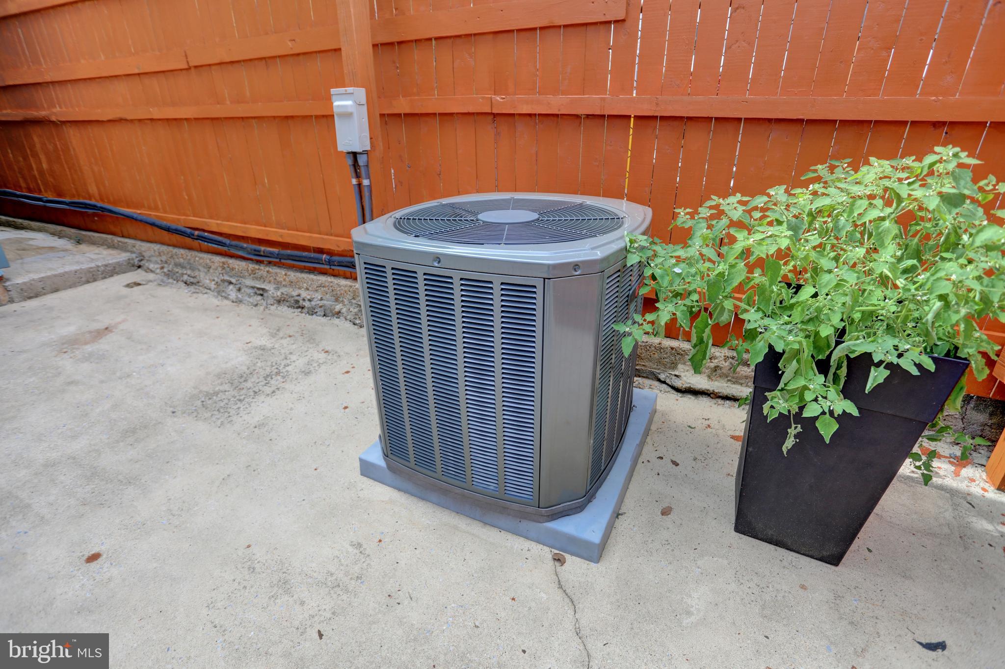 PATTERSON PARK - Residential Lease