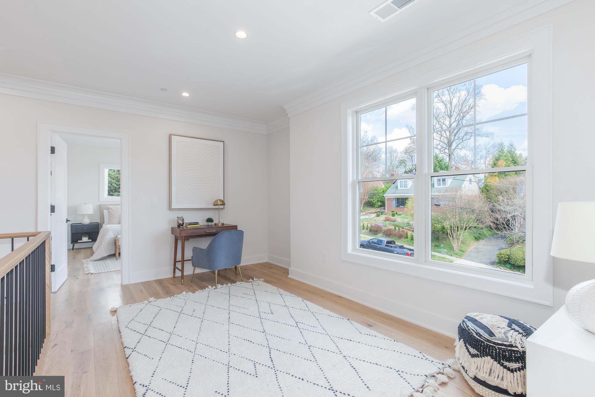 CHEVY CHASE HILLS - Residential