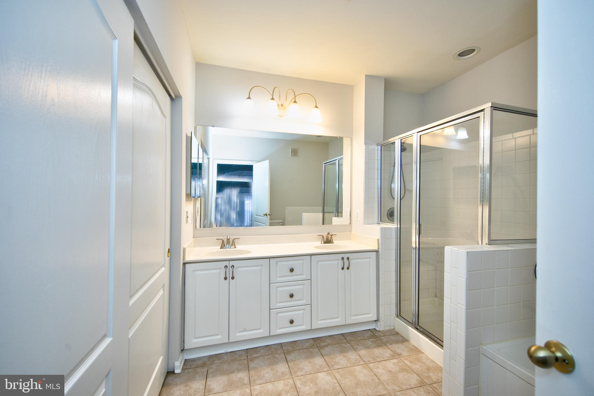 HIGH VIEW AT HUNT VALLEY - Residential