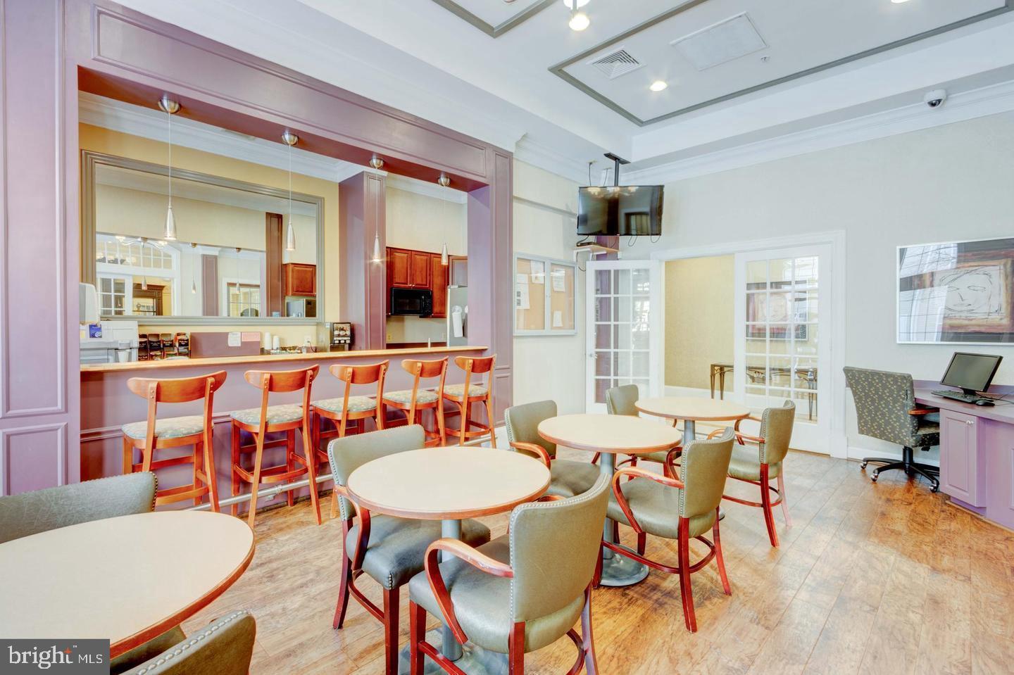 HIGH VIEW AT HUNT VALLEY - Residential