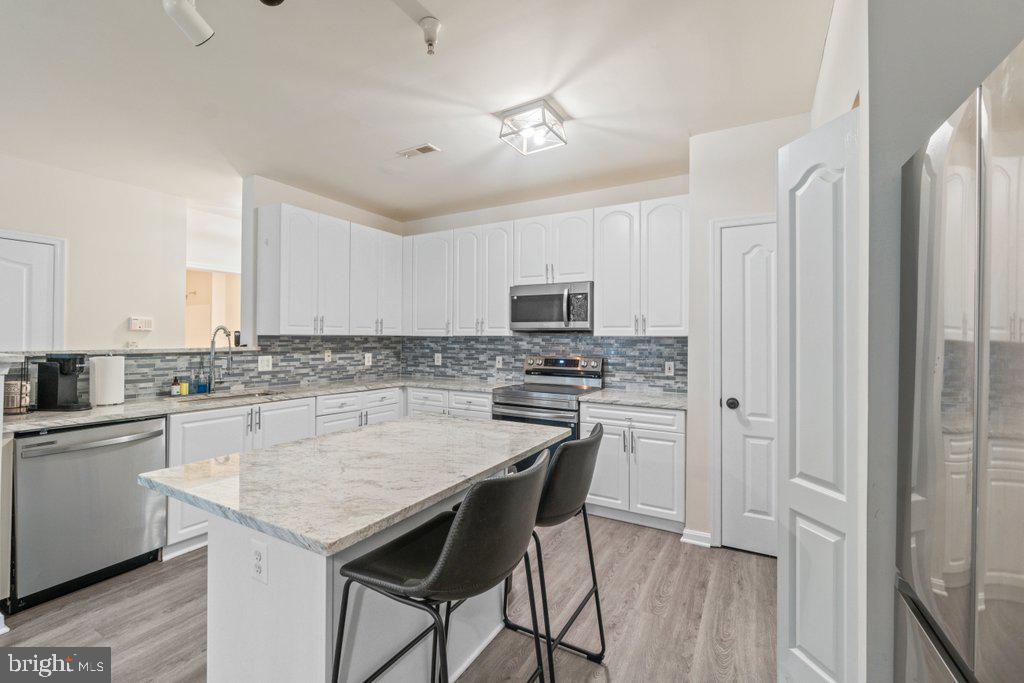 HIGH VIEW AT HUNT VALLEY - Residential