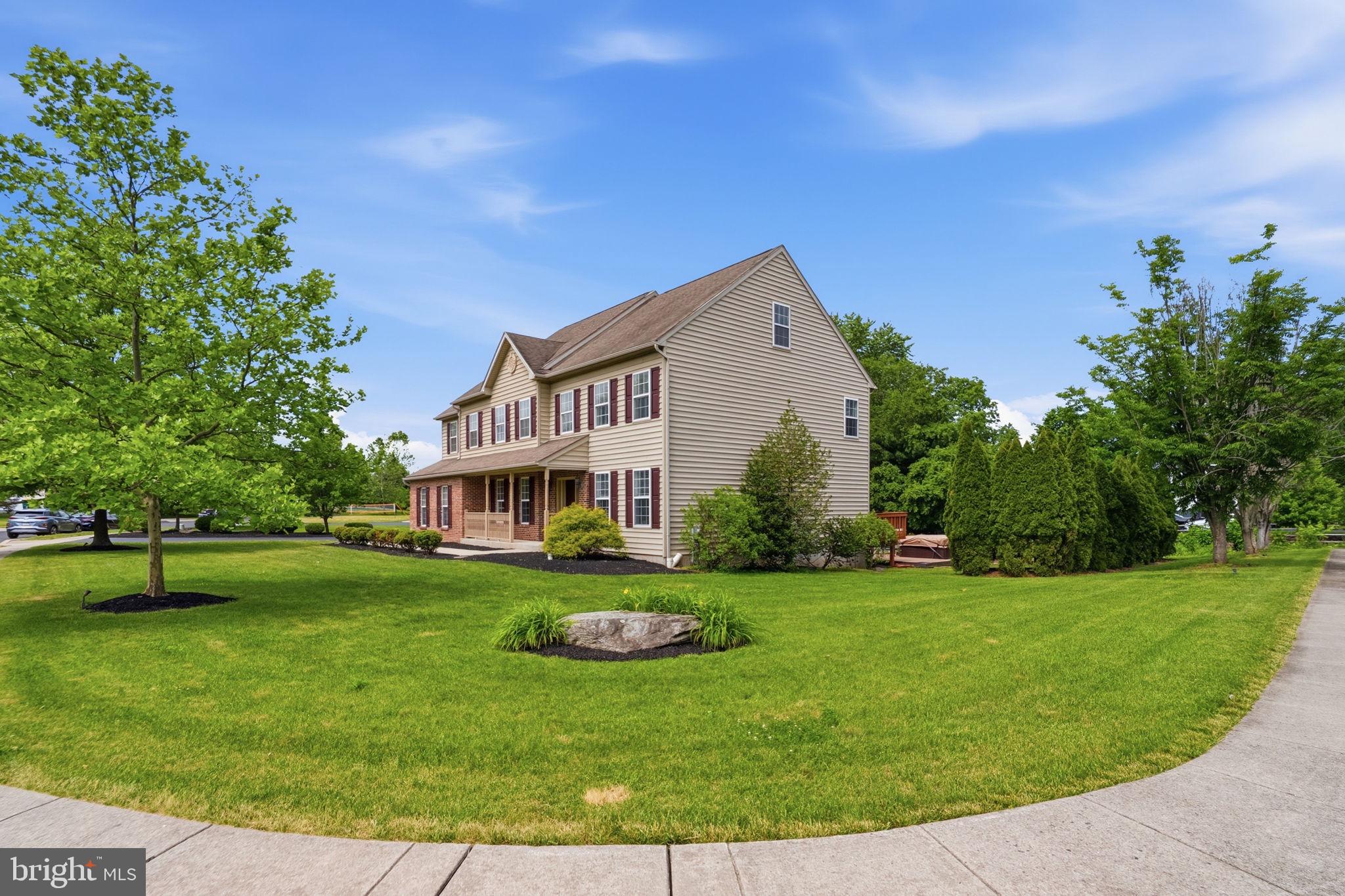 89 BELLA ROSA COURT