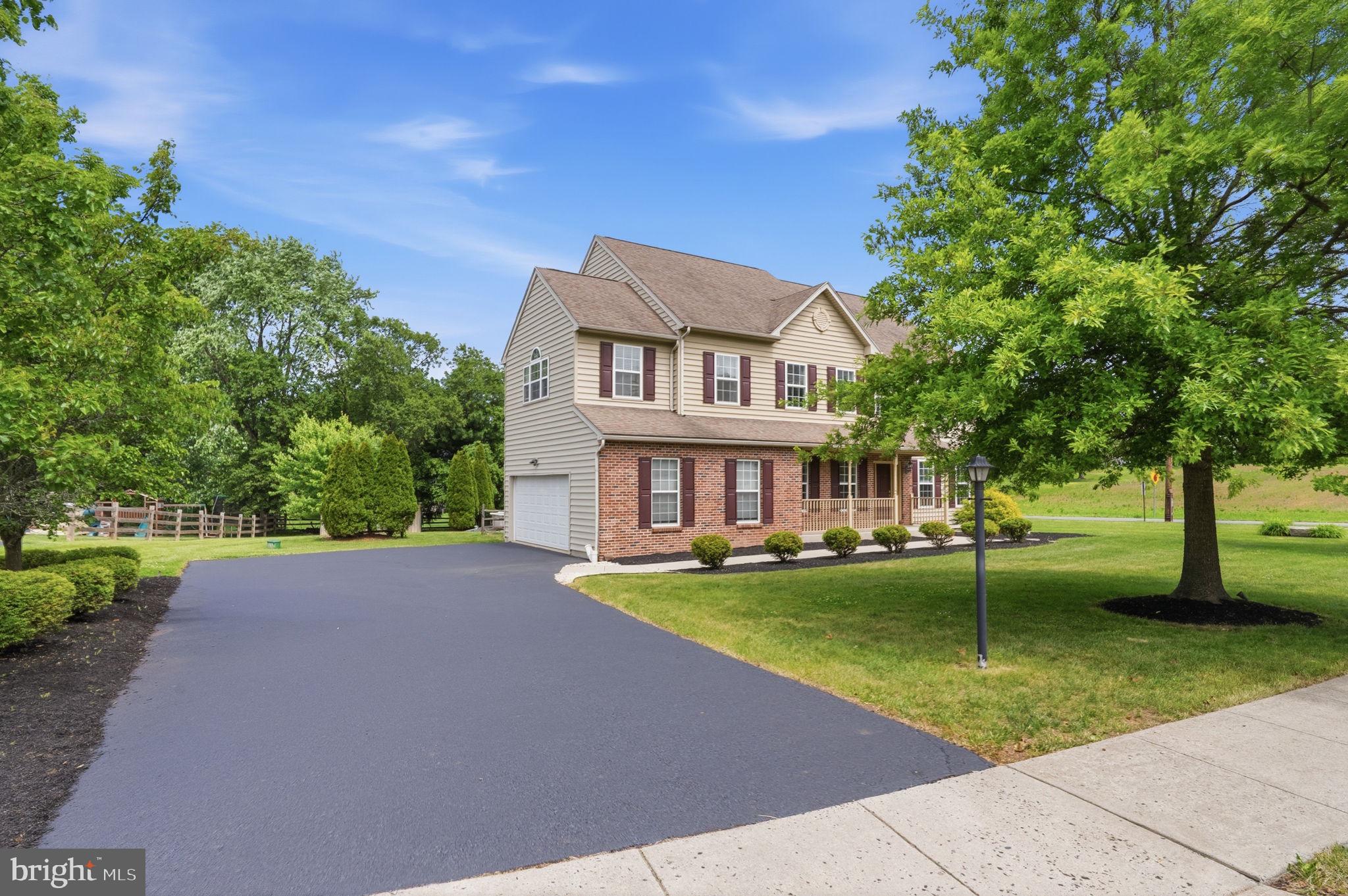 89 BELLA ROSA COURT