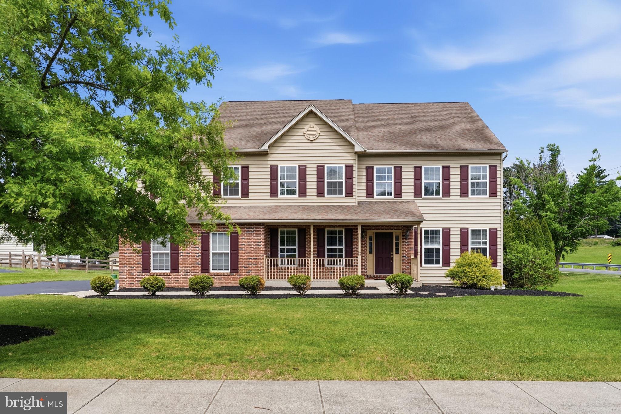 89 BELLA ROSA COURT
