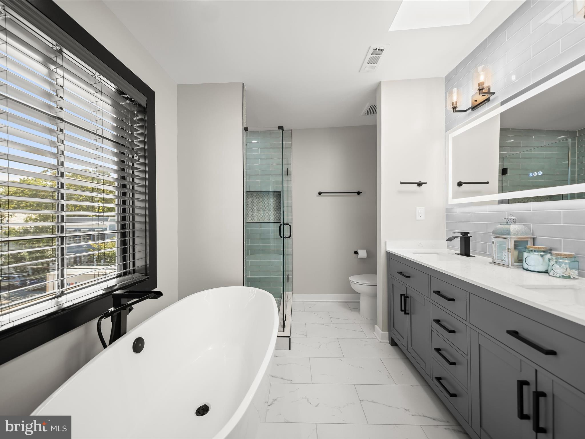 HISTORIC OLD TOWN - Residential