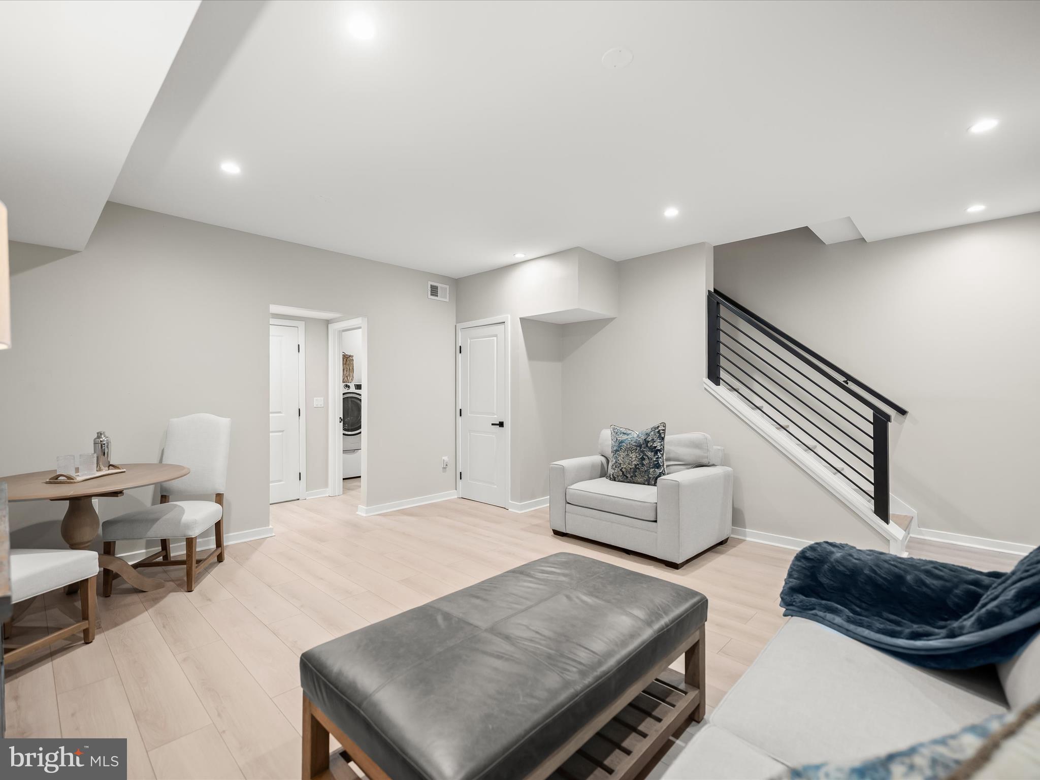 HISTORIC OLD TOWN - Residential