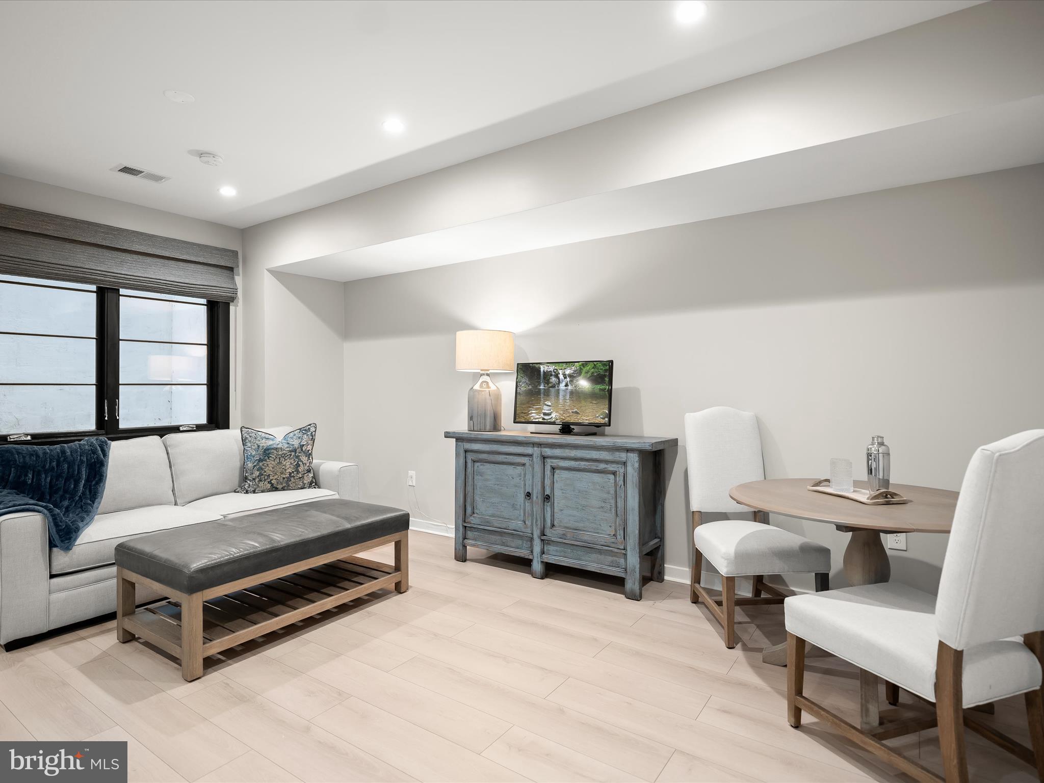 HISTORIC OLD TOWN - Residential