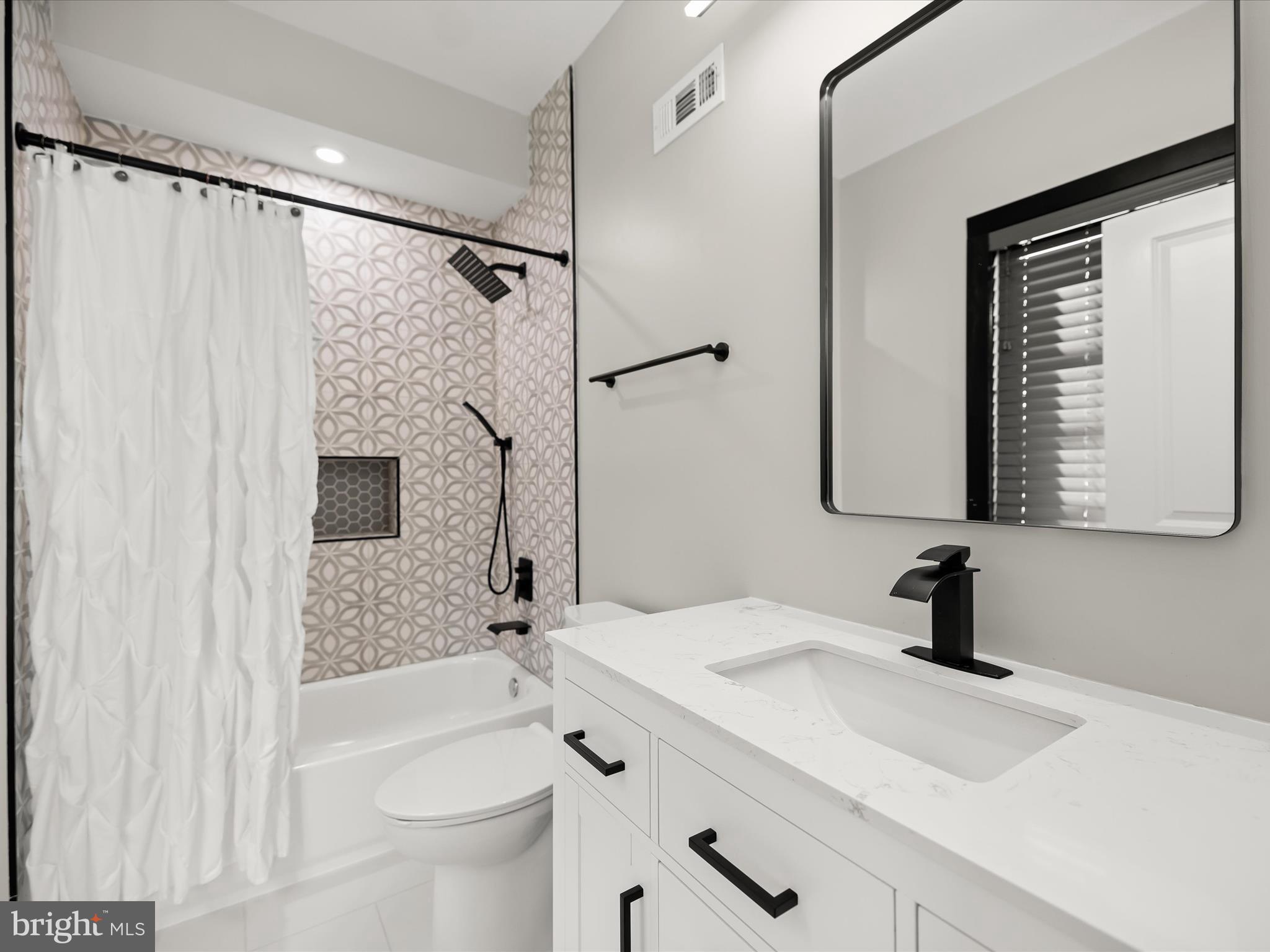 HISTORIC OLD TOWN - Residential