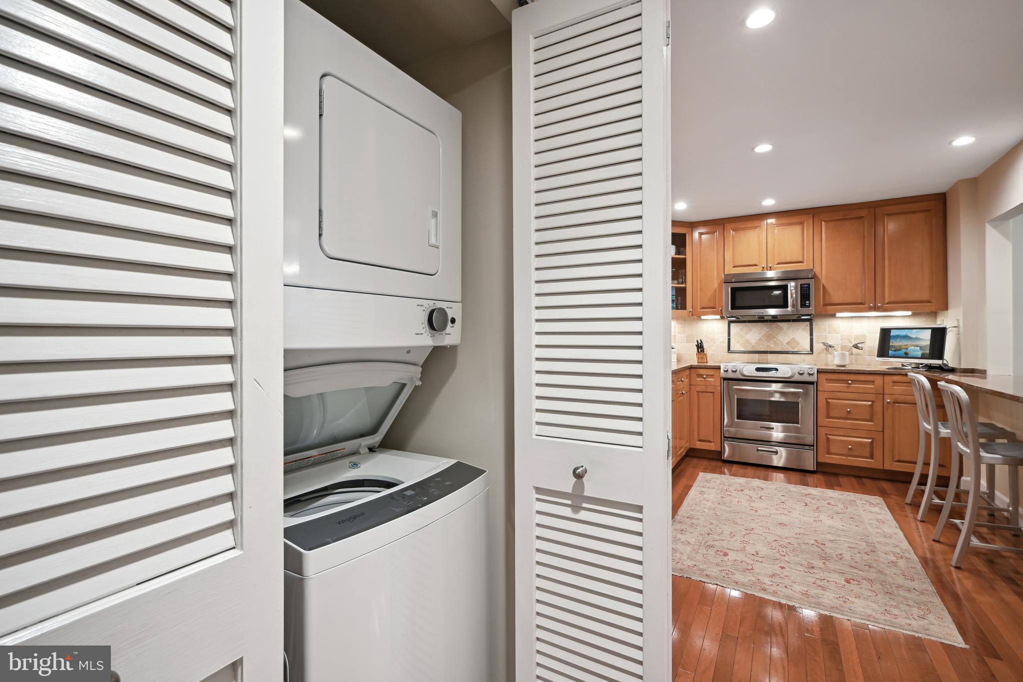 SUMNER VILLAGE - Residential