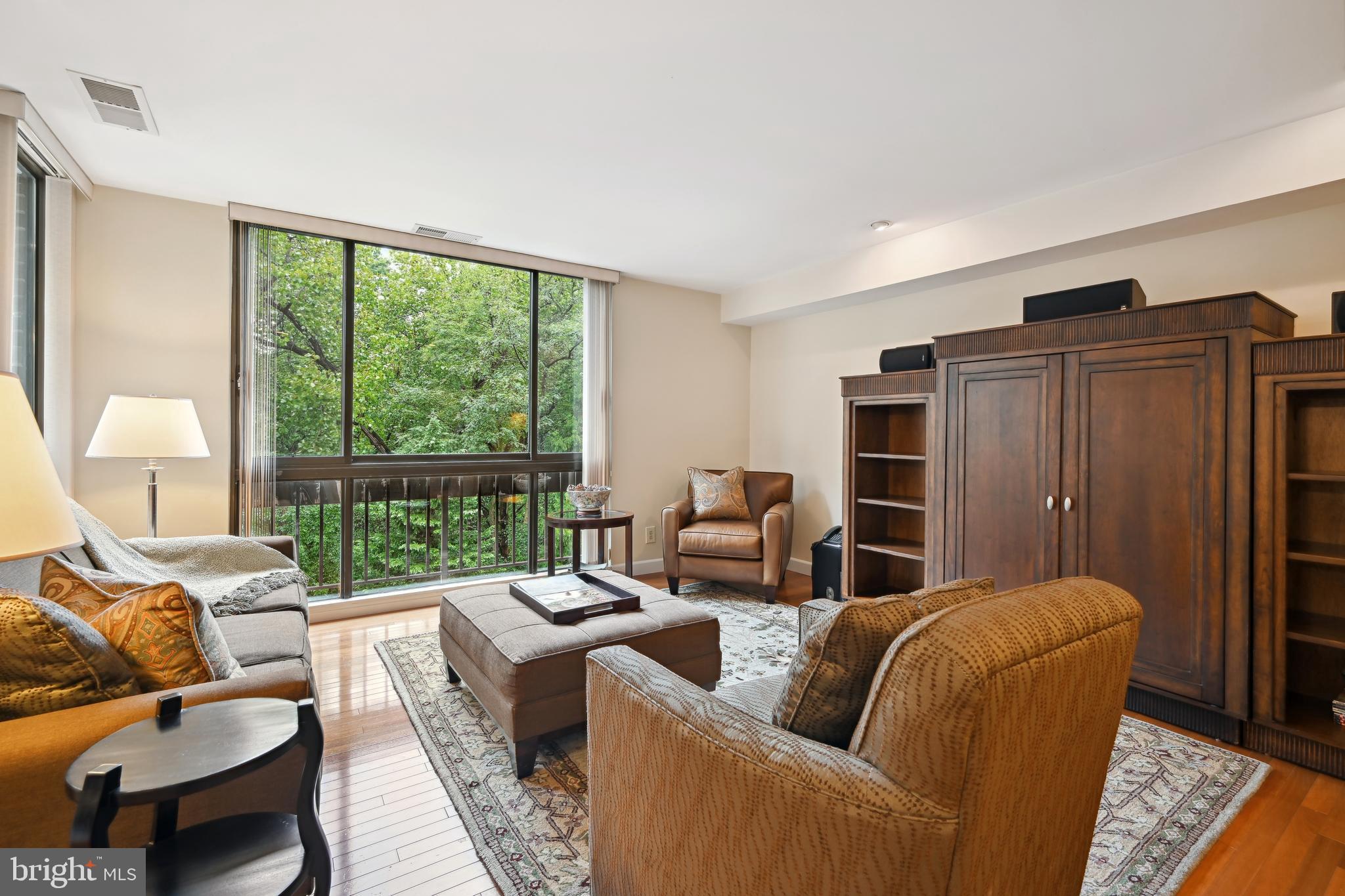 SUMNER VILLAGE - Residential