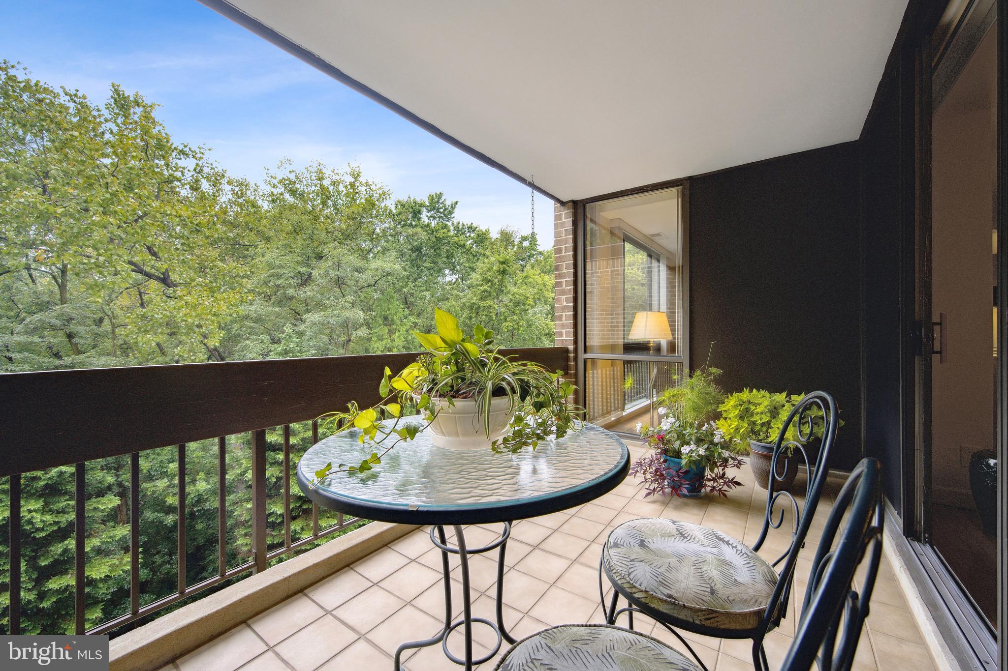 SUMNER VILLAGE - Residential