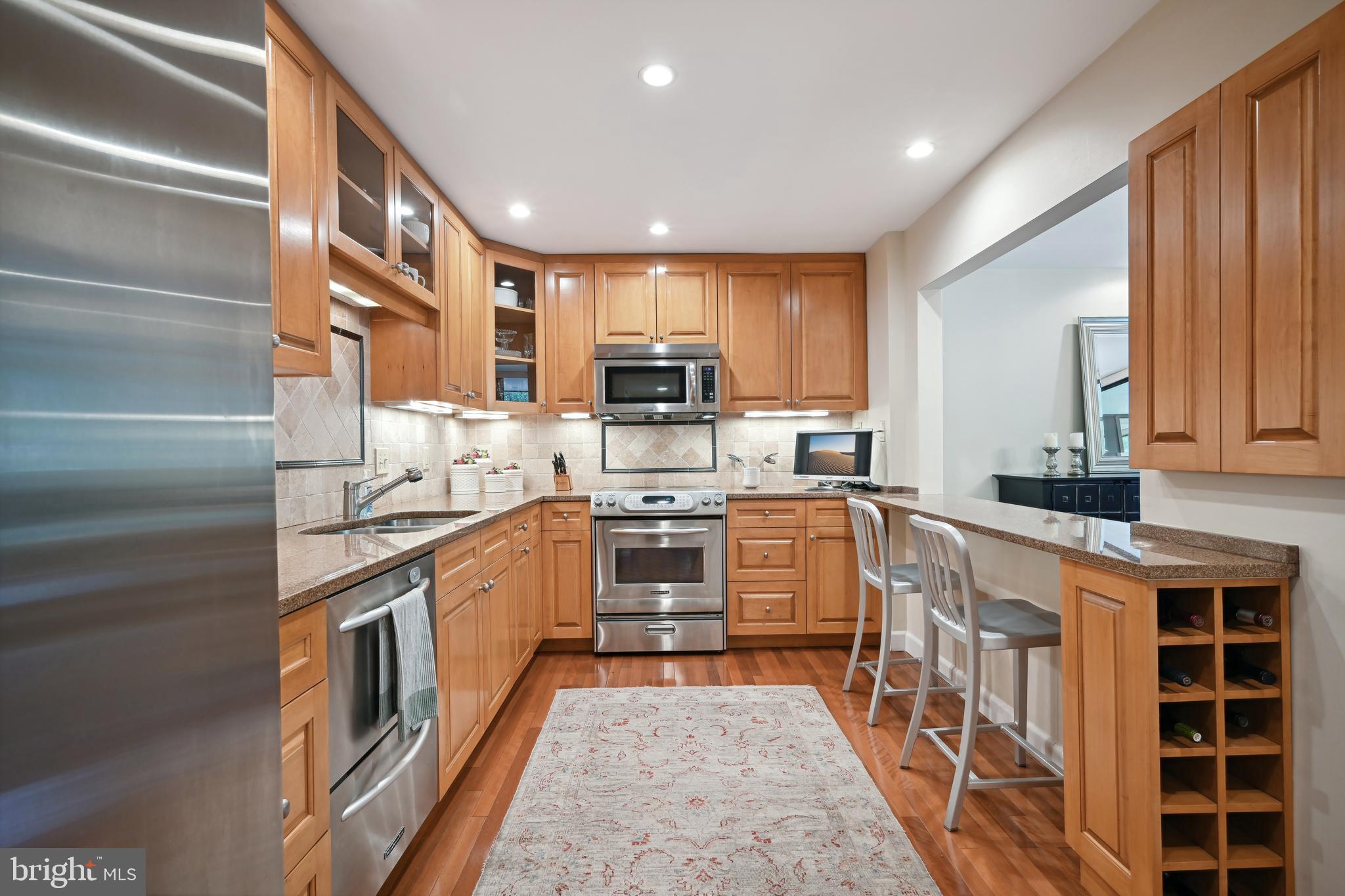 SUMNER VILLAGE - Residential