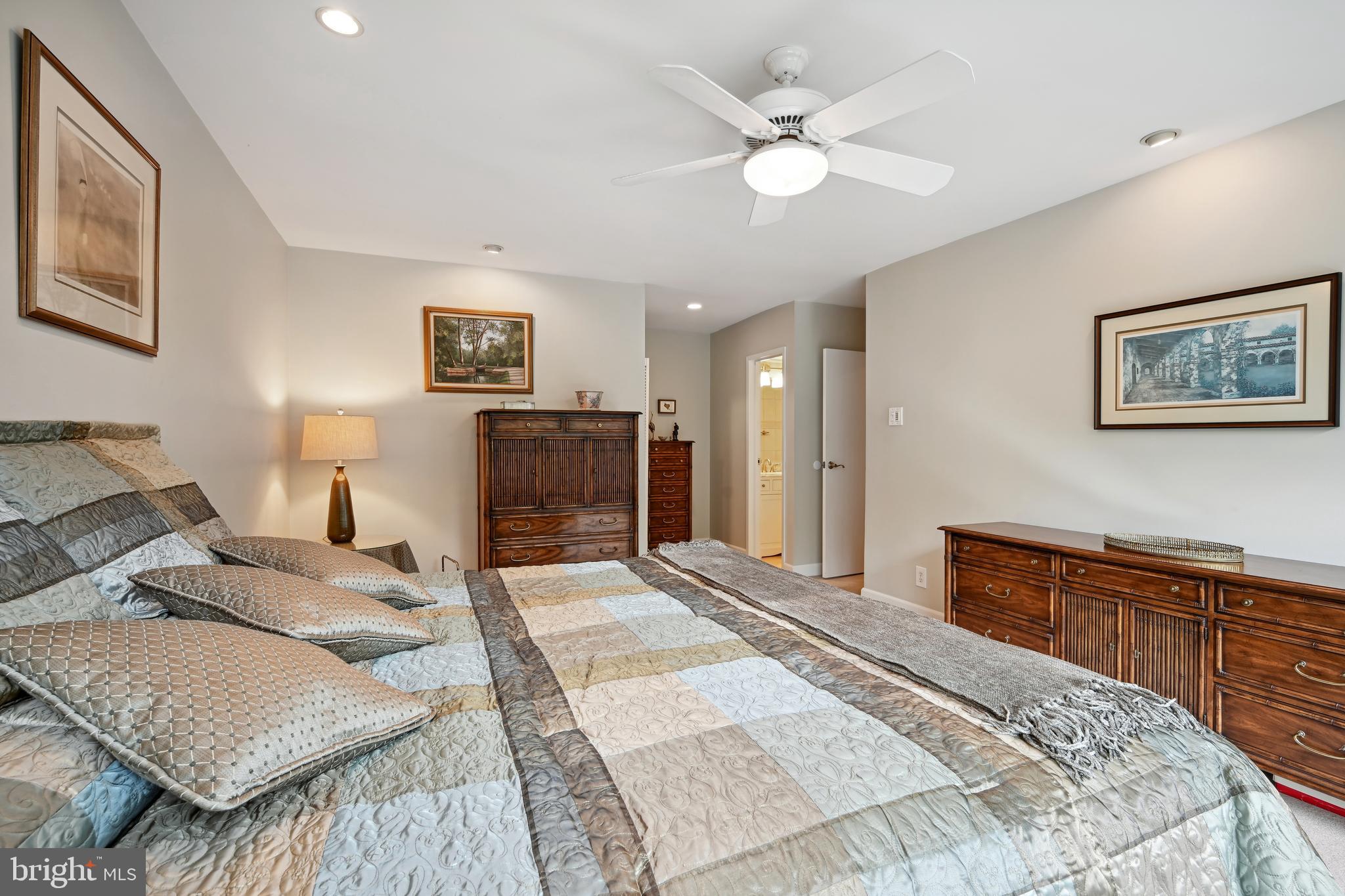 SUMNER VILLAGE - Residential