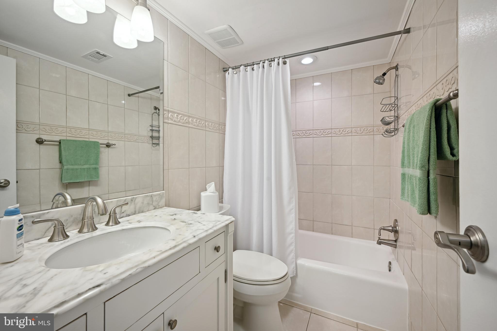 SUMNER VILLAGE - Residential