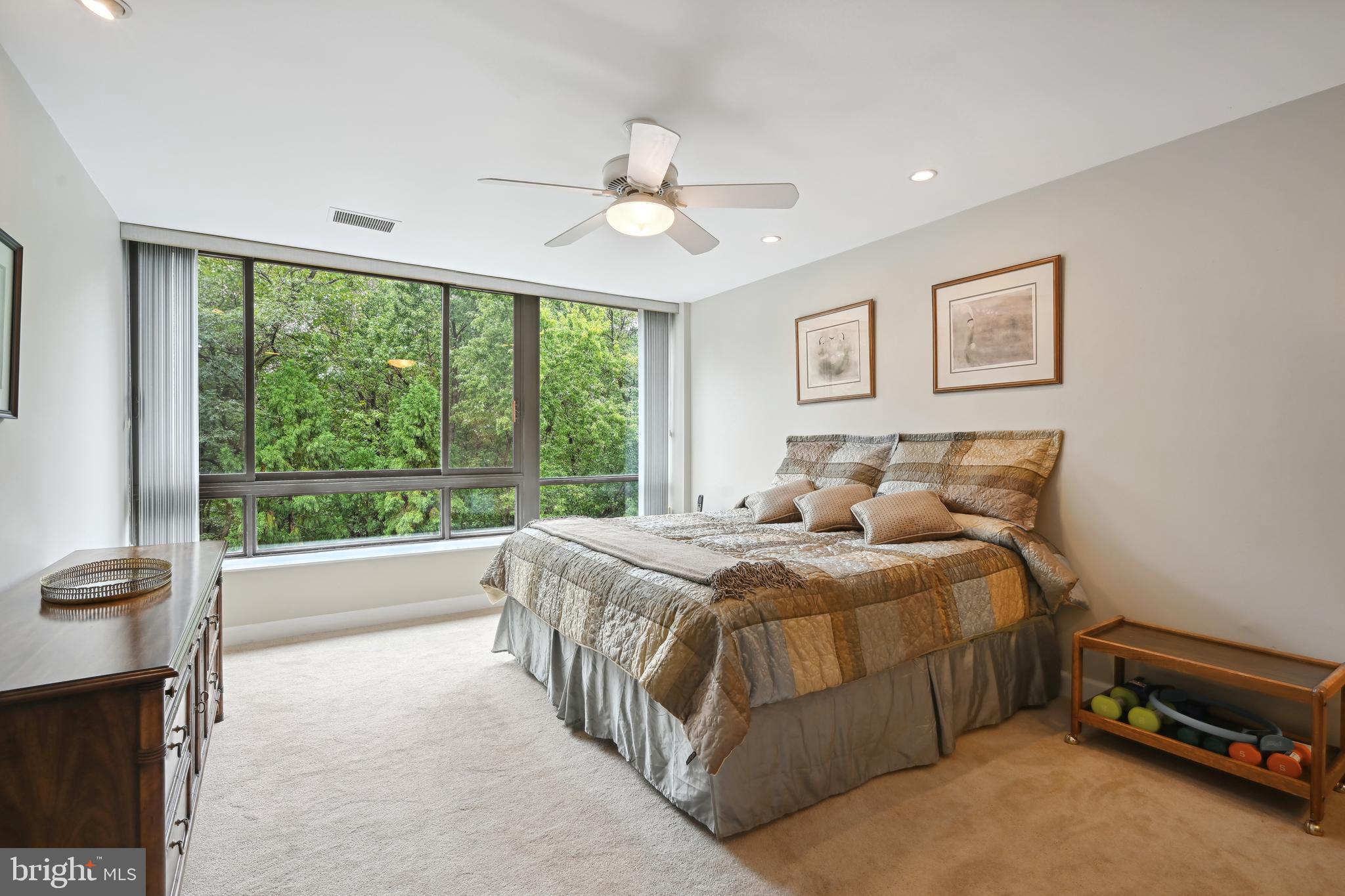 SUMNER VILLAGE - Residential