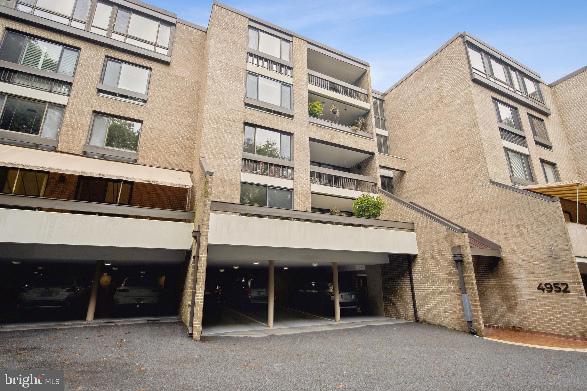 SUMNER VILLAGE - Residential