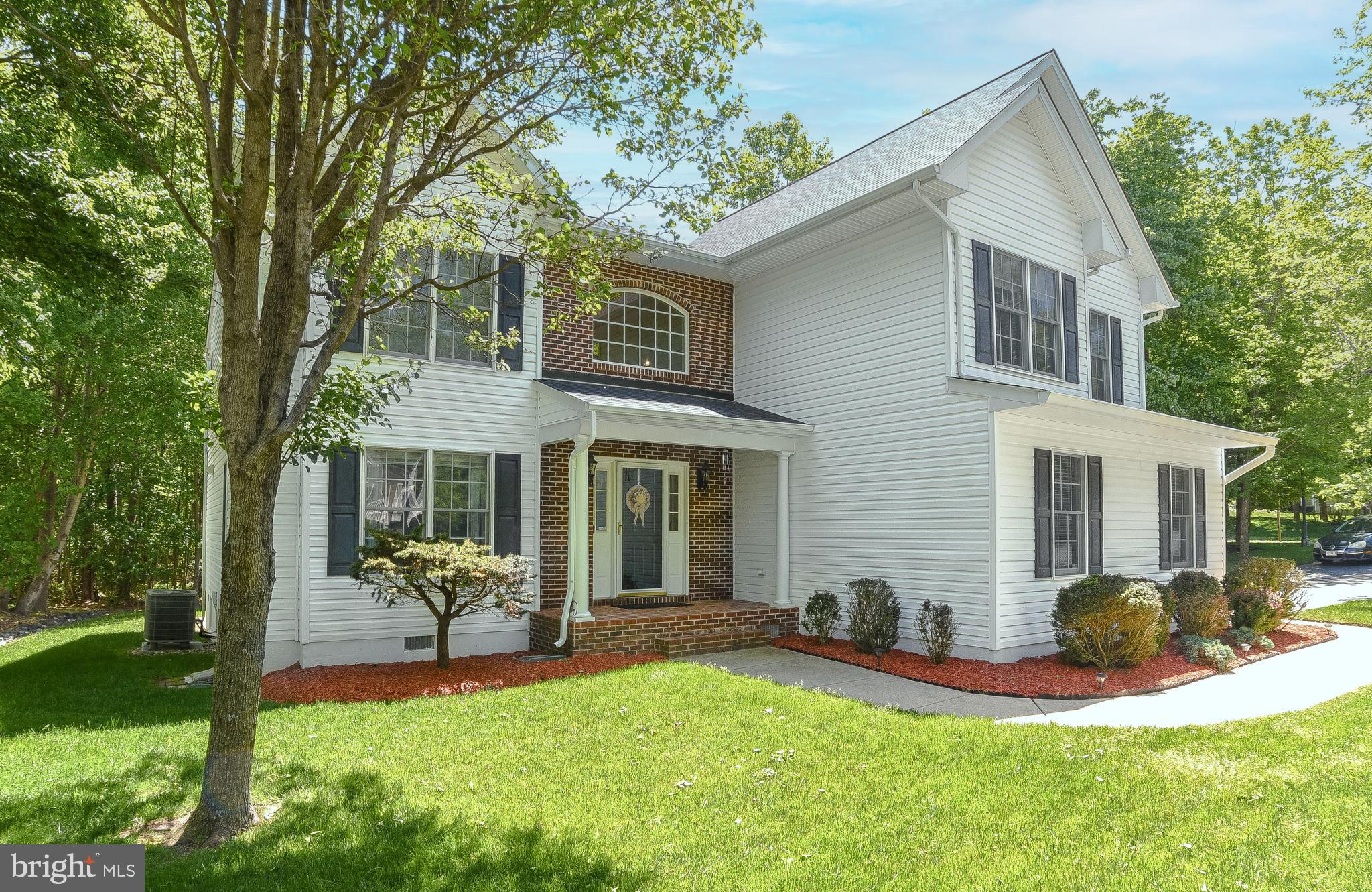 MISTY POND OF WILDEWOOD - Residential