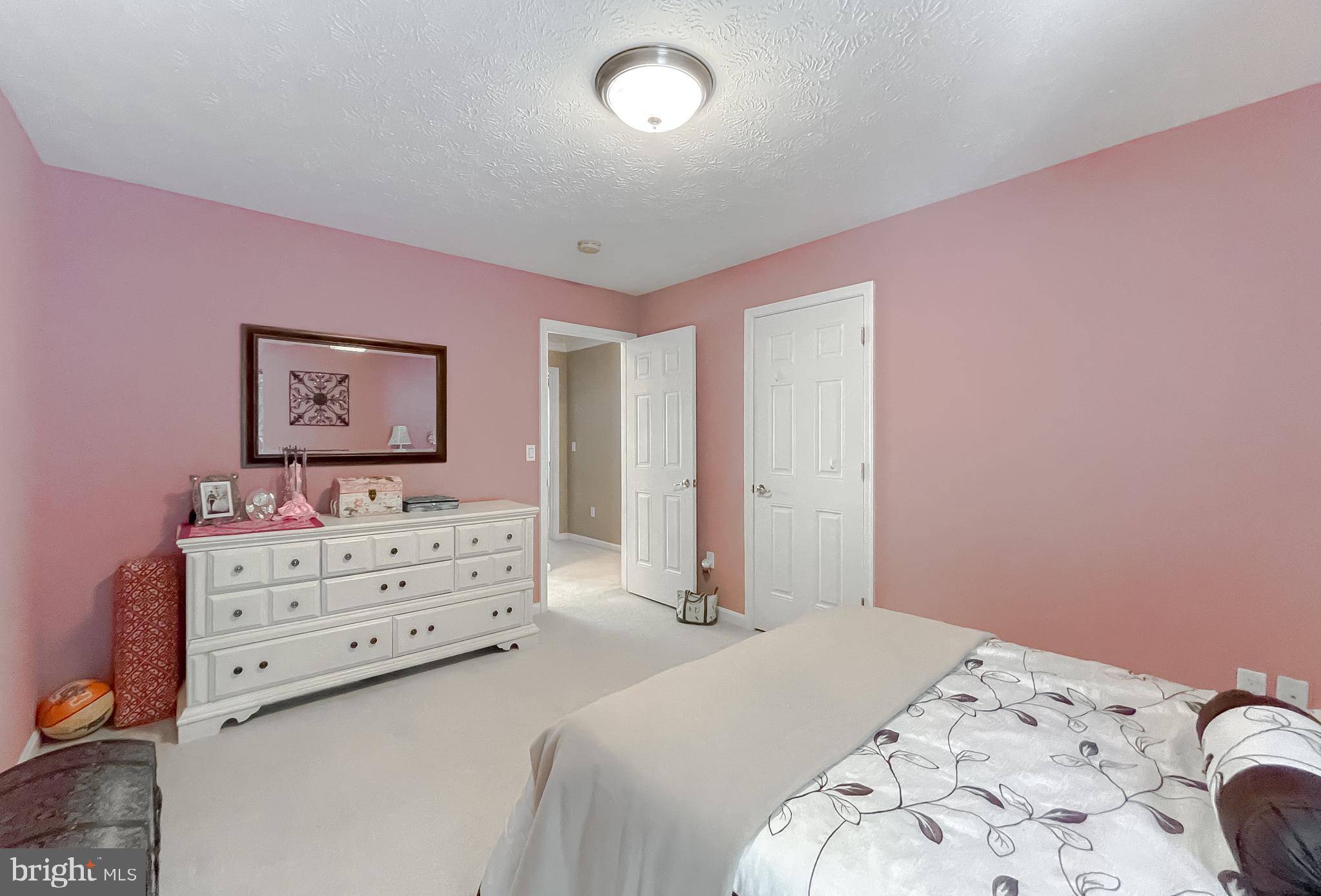 MISTY POND OF WILDEWOOD - Residential